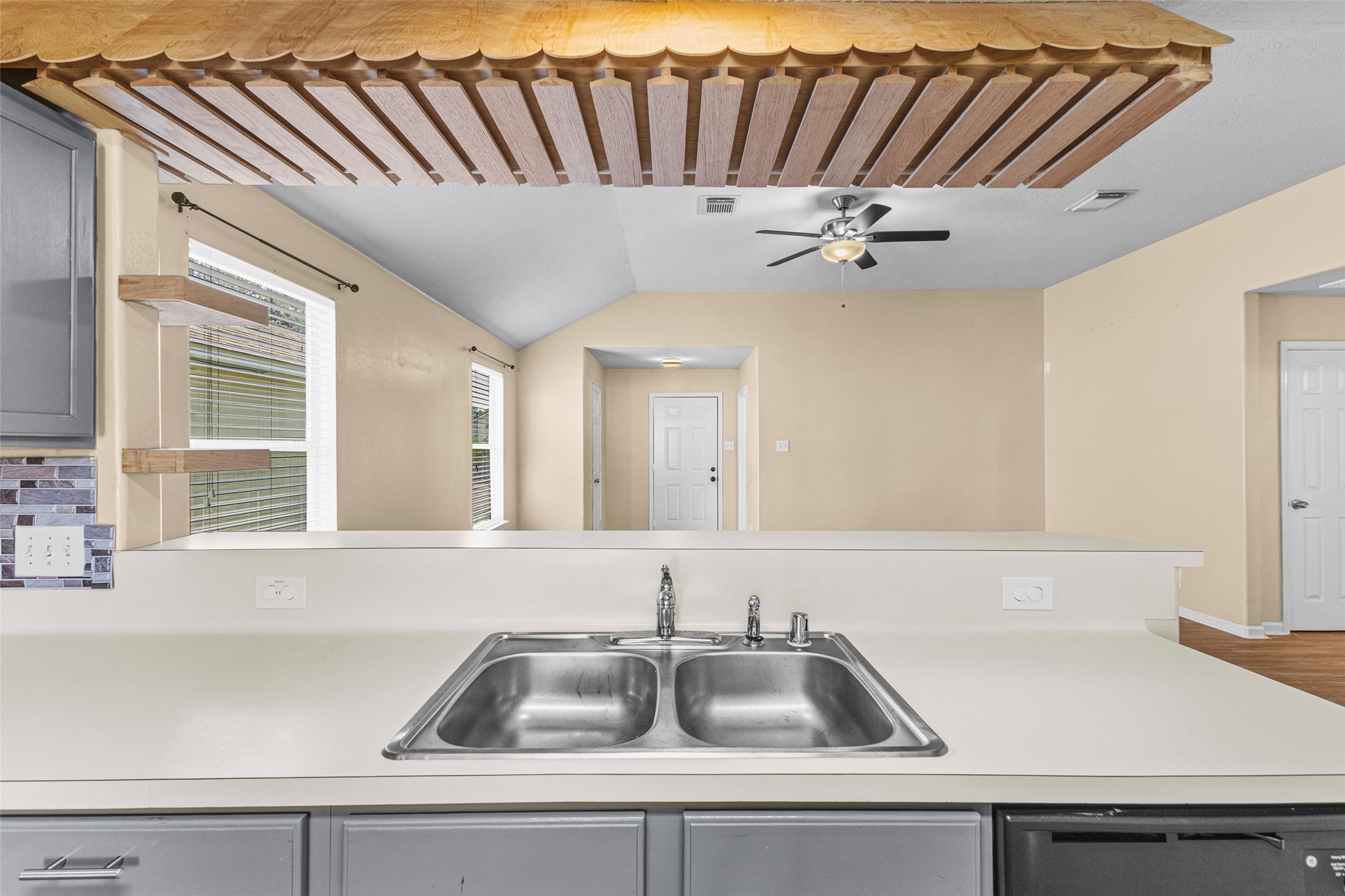 8538 Doskocil Drive Property Photo 14
