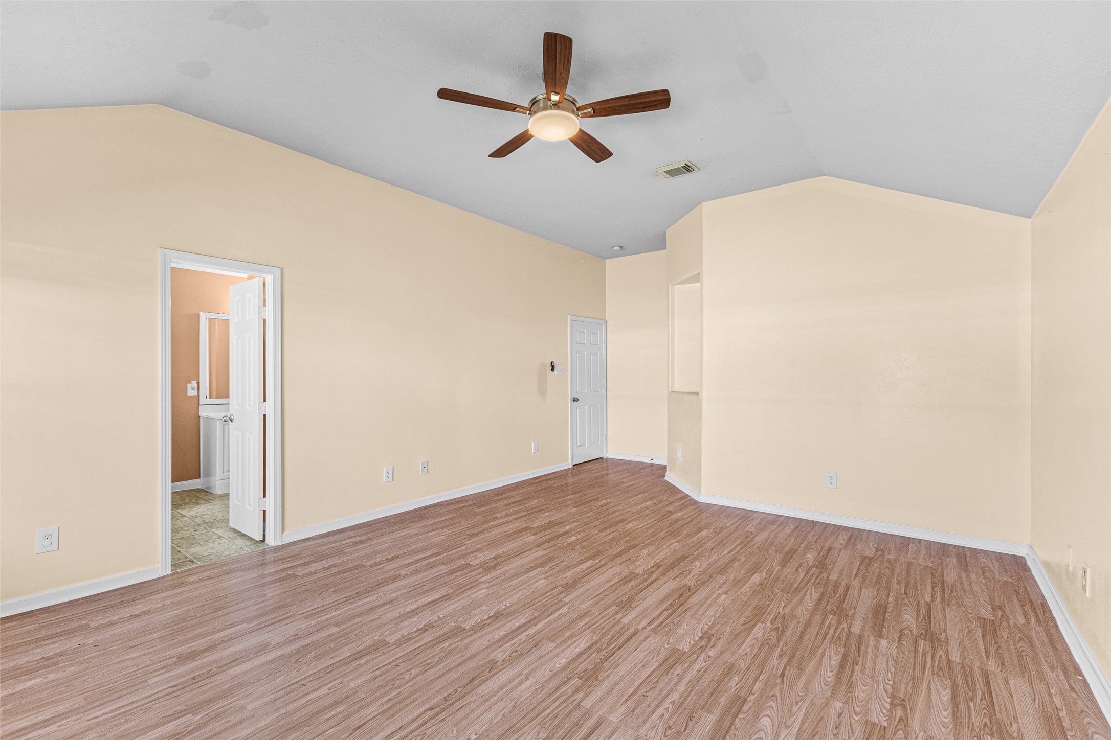 8538 Doskocil Drive Property Photo 21