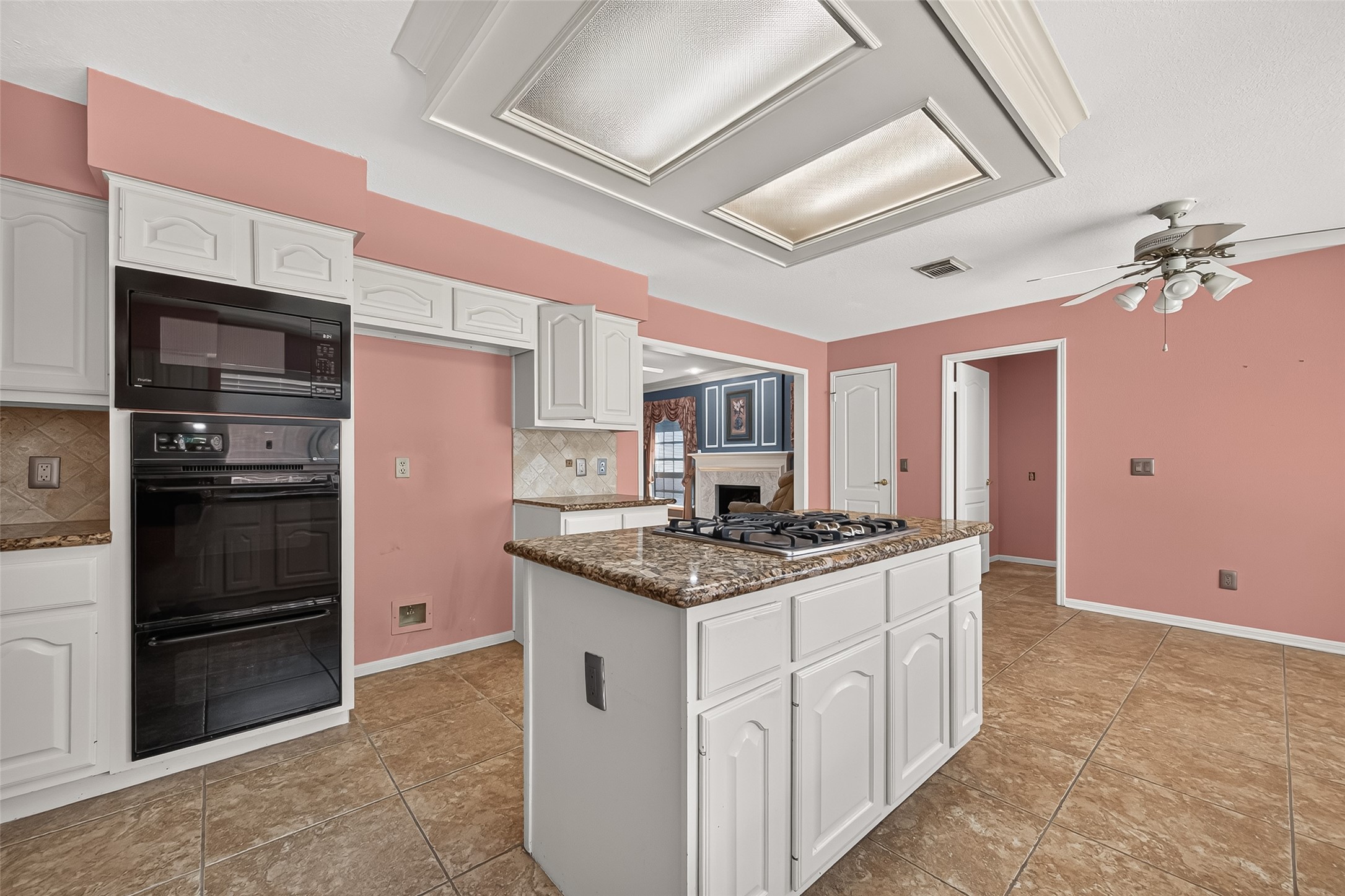 4406 Fishermans Cove Property Photo 14