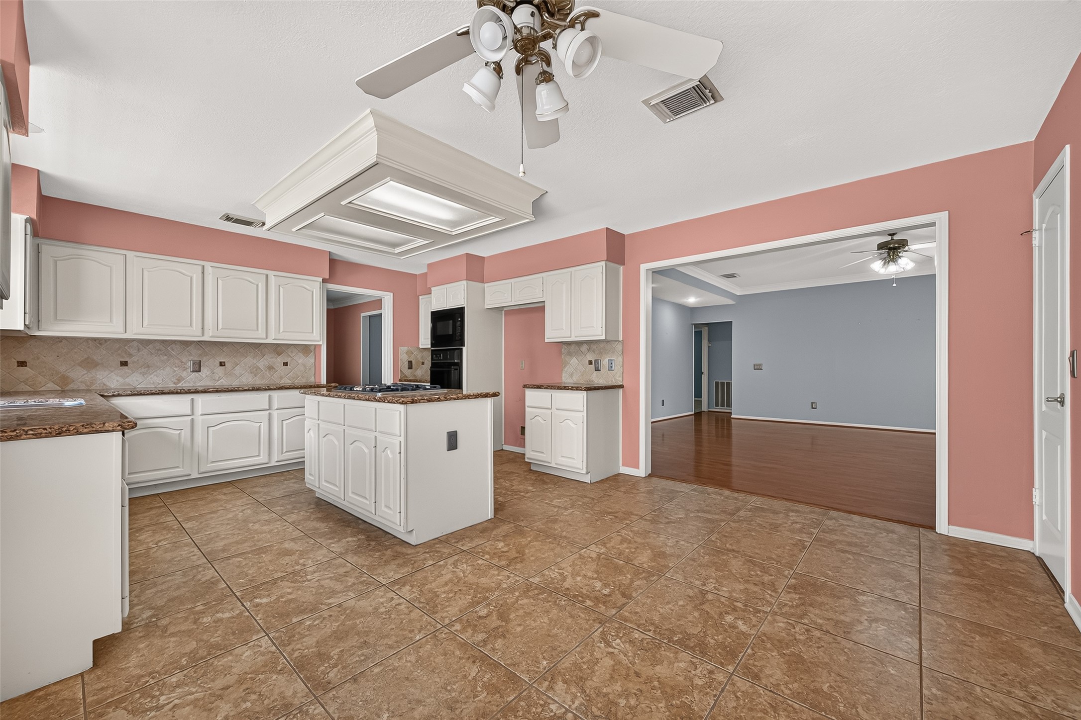 4406 Fishermans Cove Property Photo 16