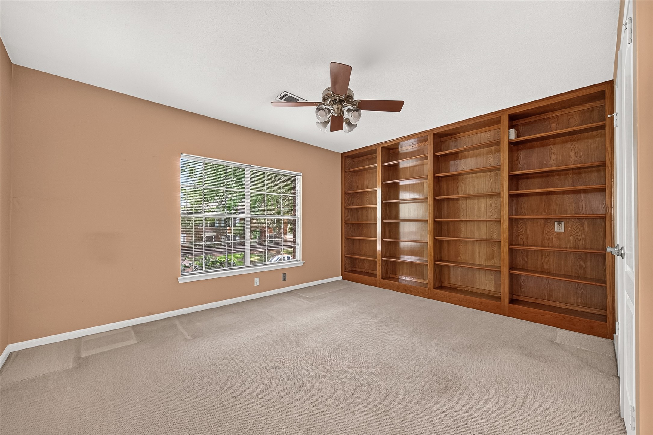 4406 Fishermans Cove Property Photo 39