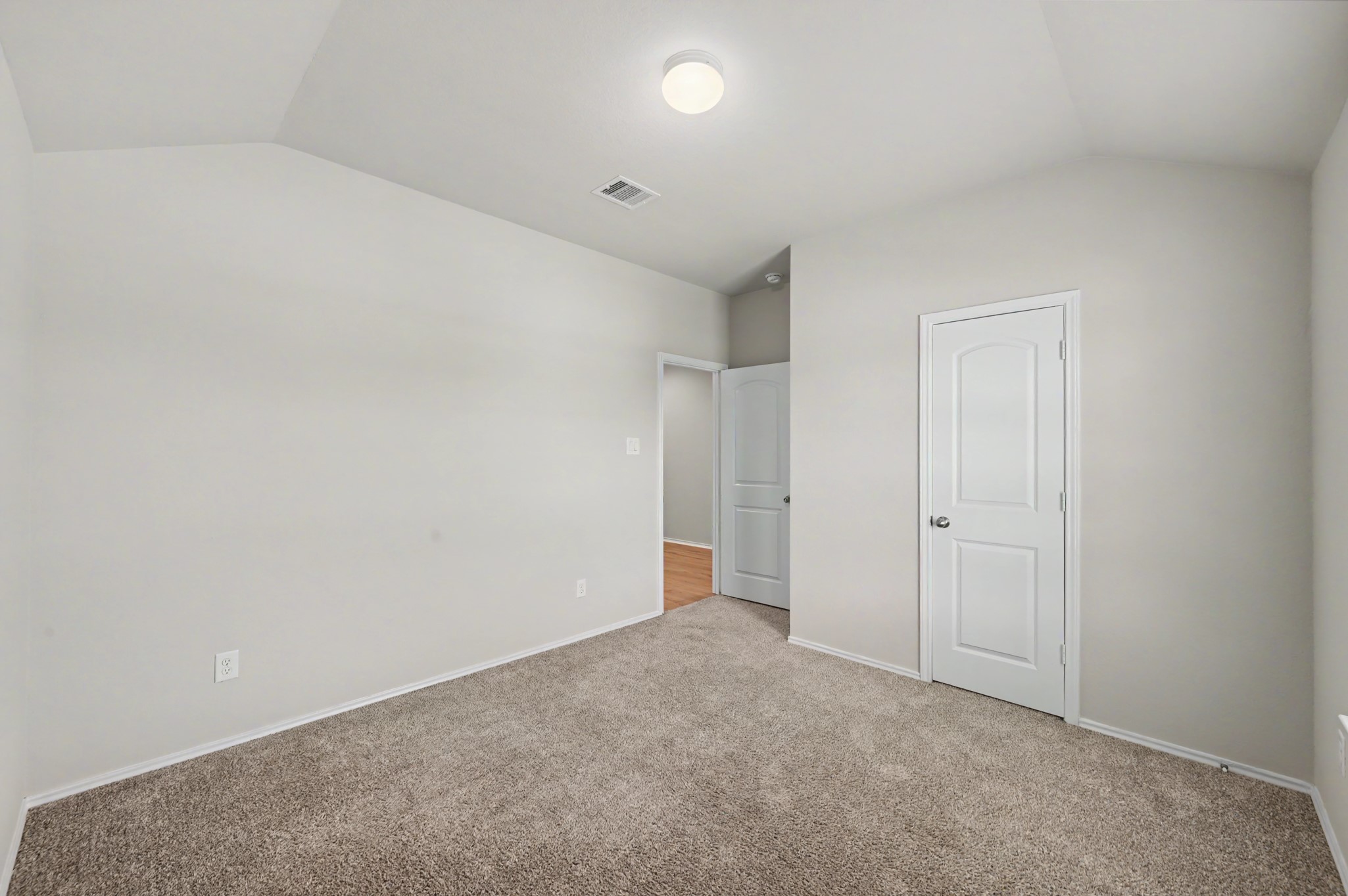 18287 Woodpecker Trail Property Photo 15