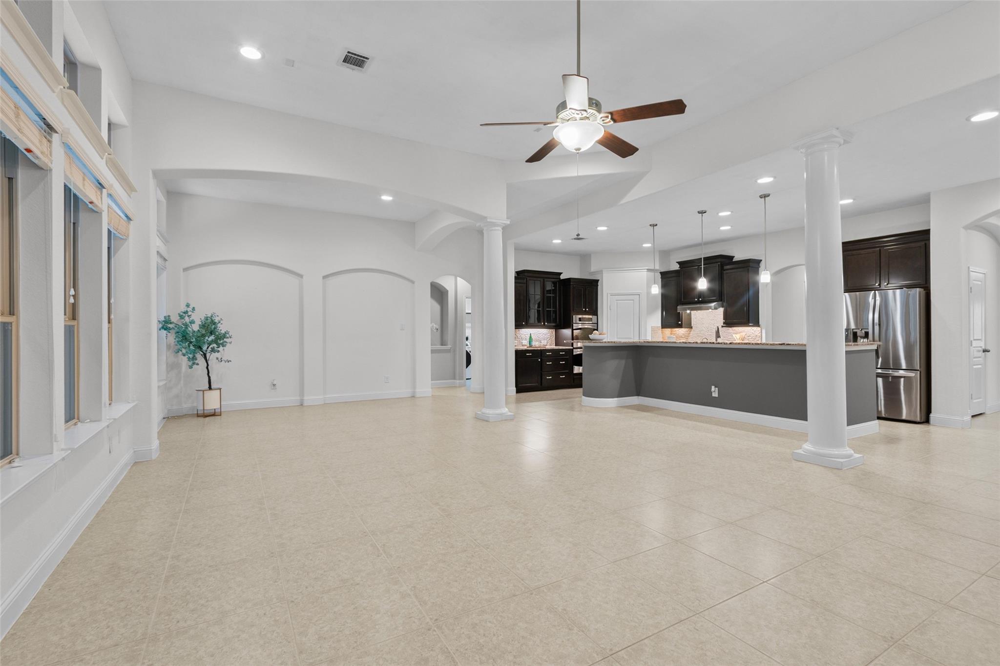35 N Swanwick Place, Tomball Tx 77375 Property Photo 12