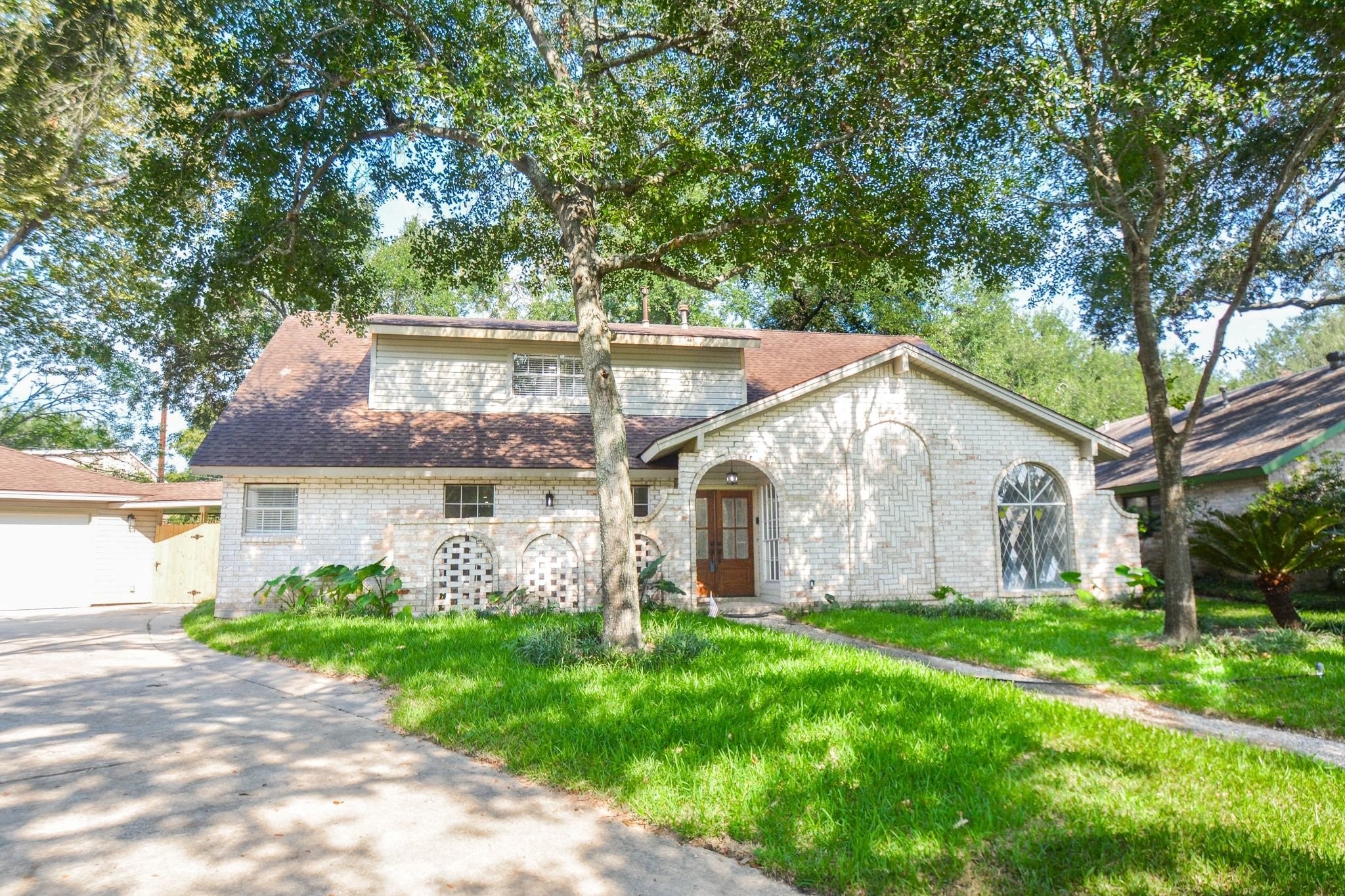 3018 Apple Valley Lane Property Photo 1