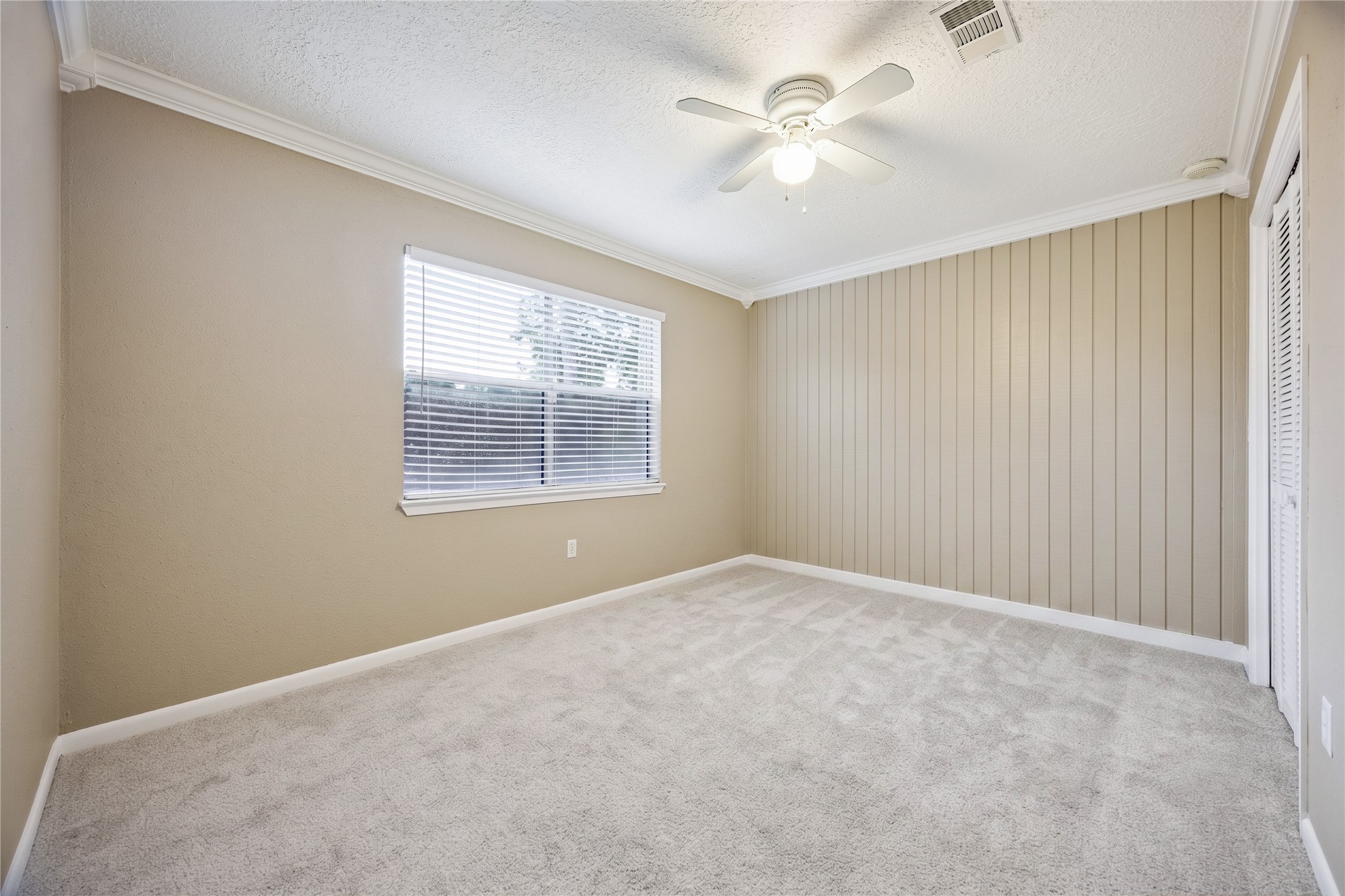 8122 Waynemer Way Property Photo 27