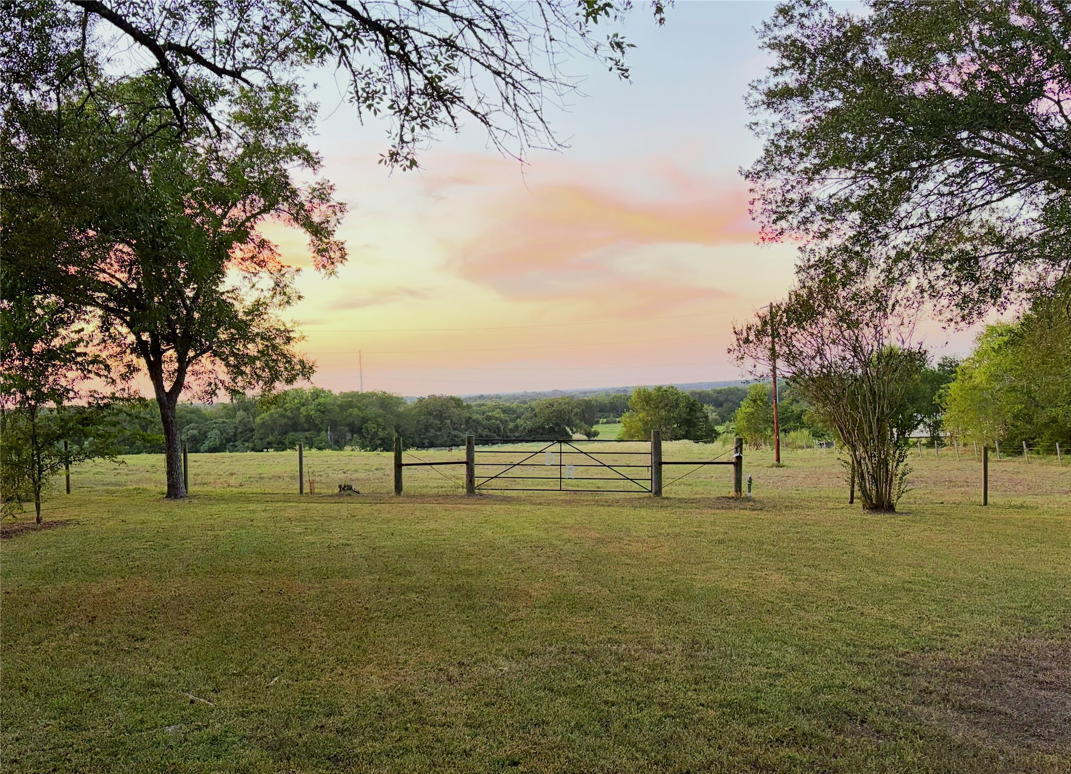 6700 Fm 332 Property Photo 5