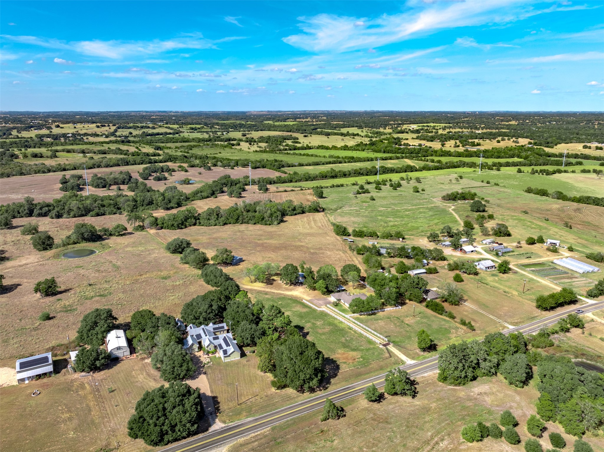 6700 Fm 332 Property Photo 6