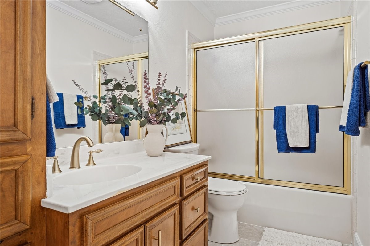 6700 Fm 332 Property Photo 25