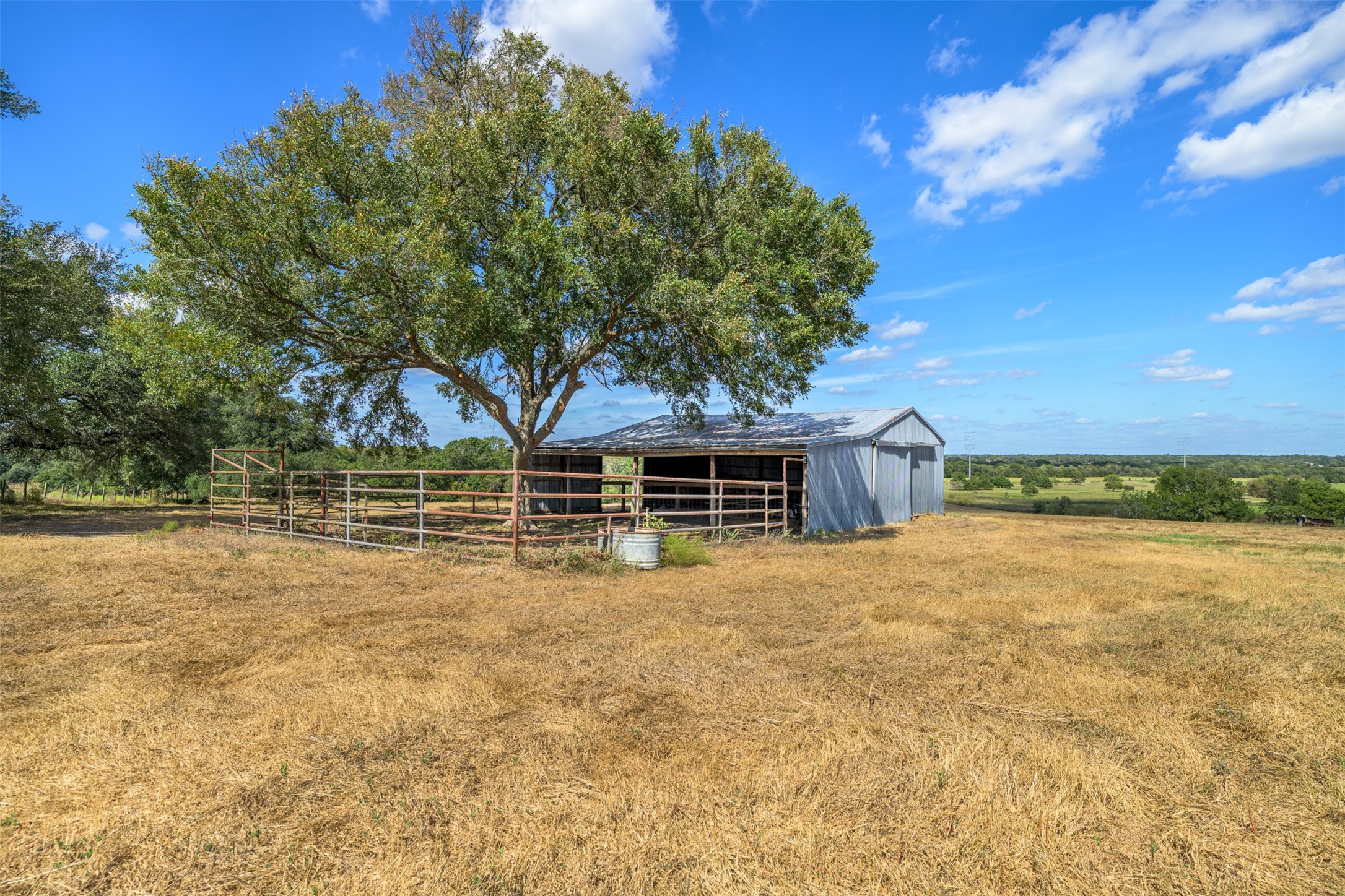 6700 Fm 332 Property Photo 34