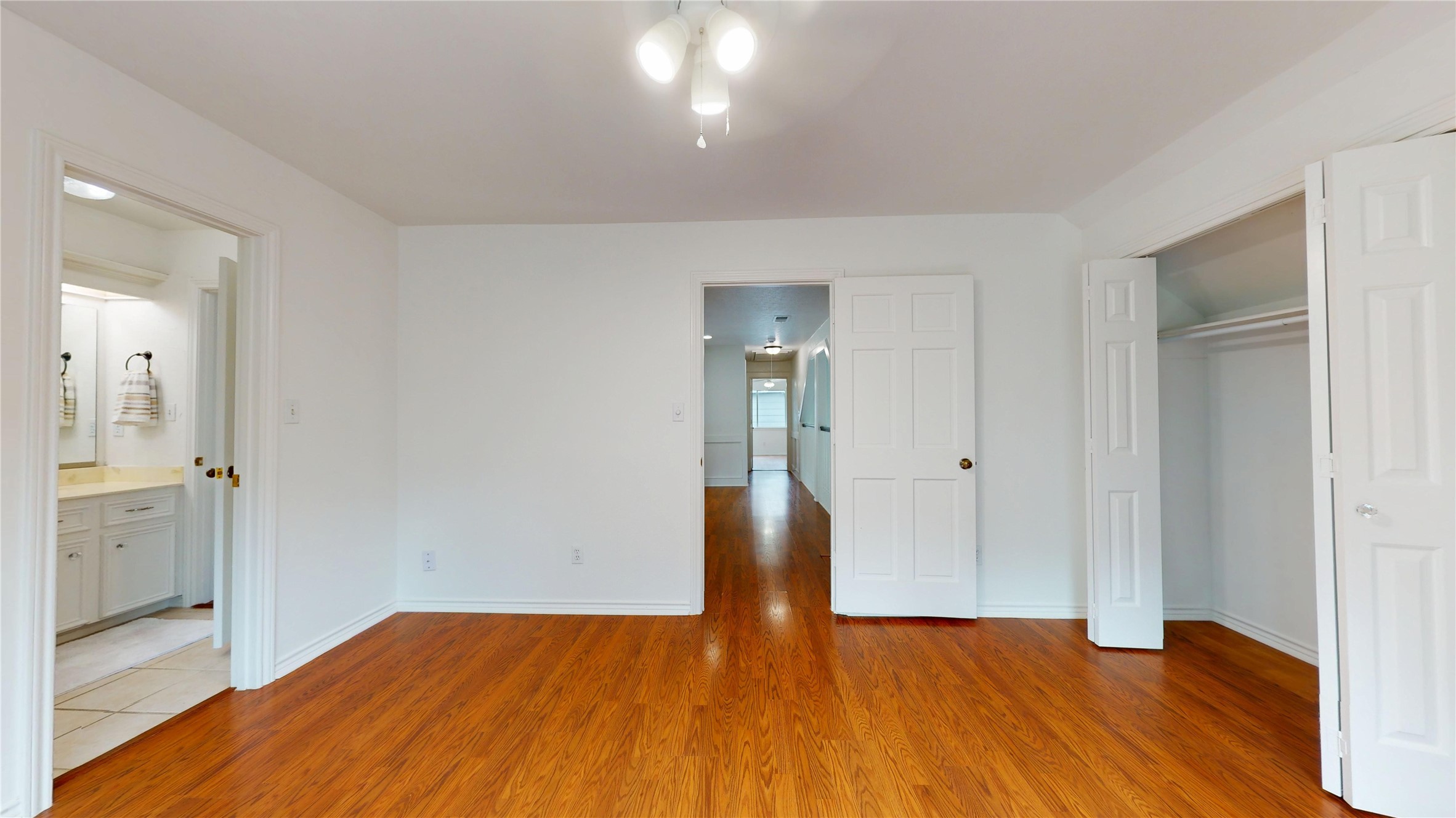 1407 Sherfield Ridge Drive Property Photo 32