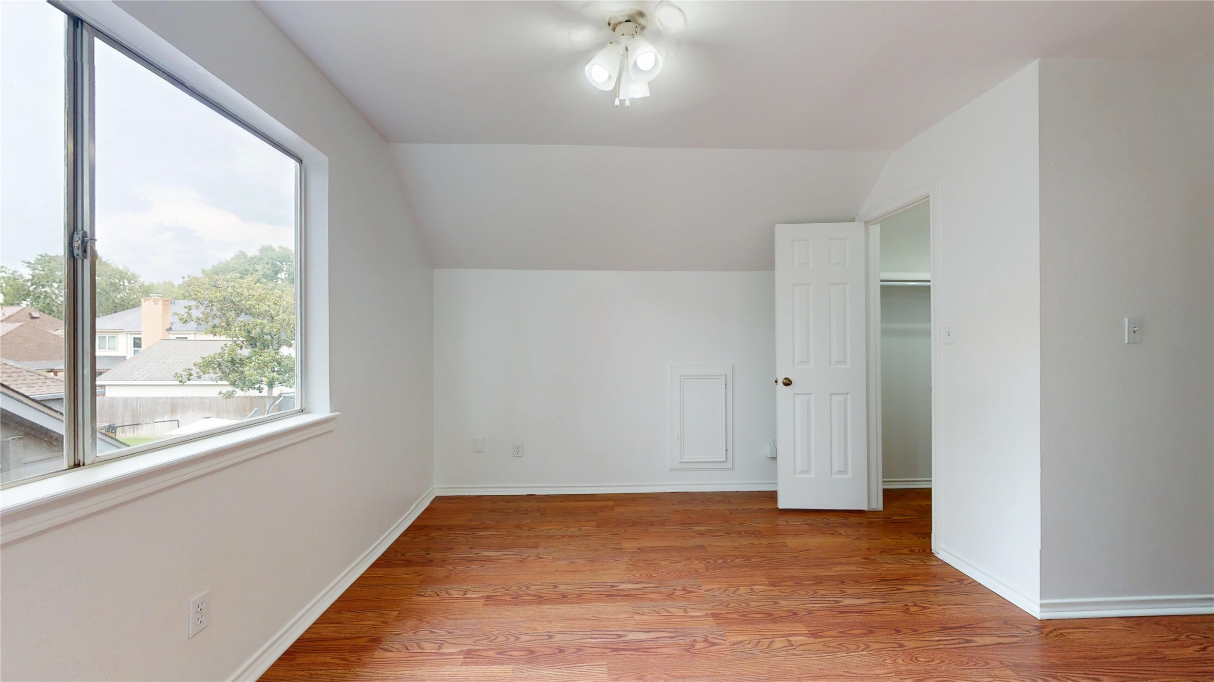 1407 Sherfield Ridge Drive Property Photo 40