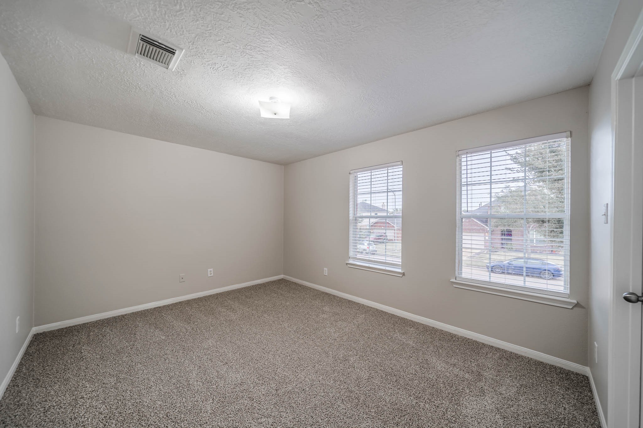 121 Rodeo Drive Property Photo 17