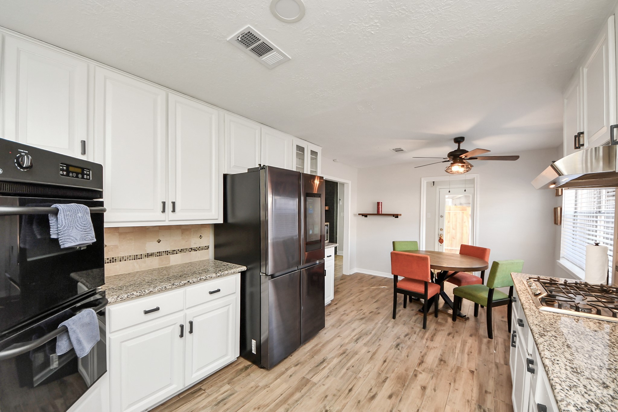 15715 Creekhaven Drive Property Photo 5