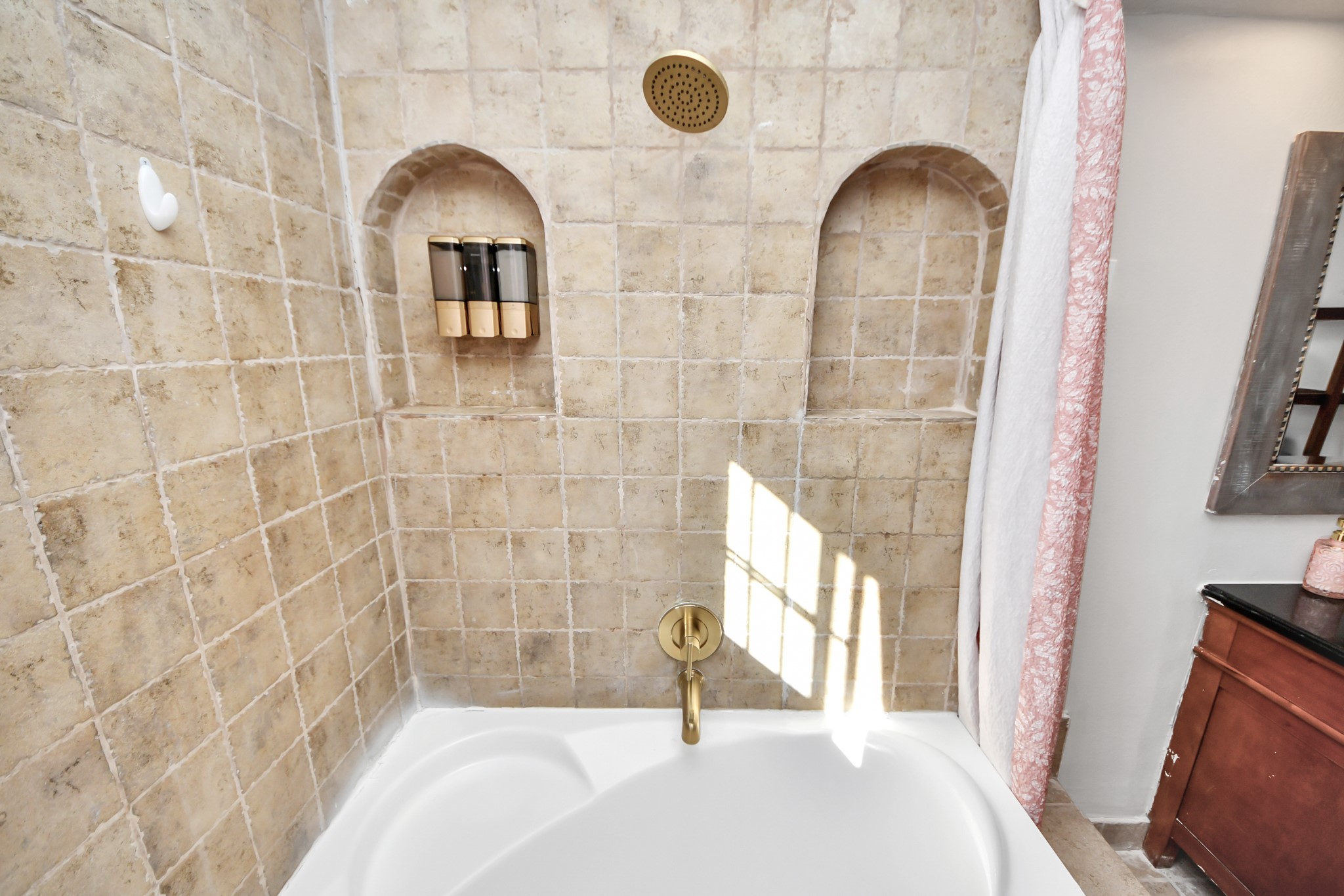 15715 Creekhaven Drive Property Photo 18