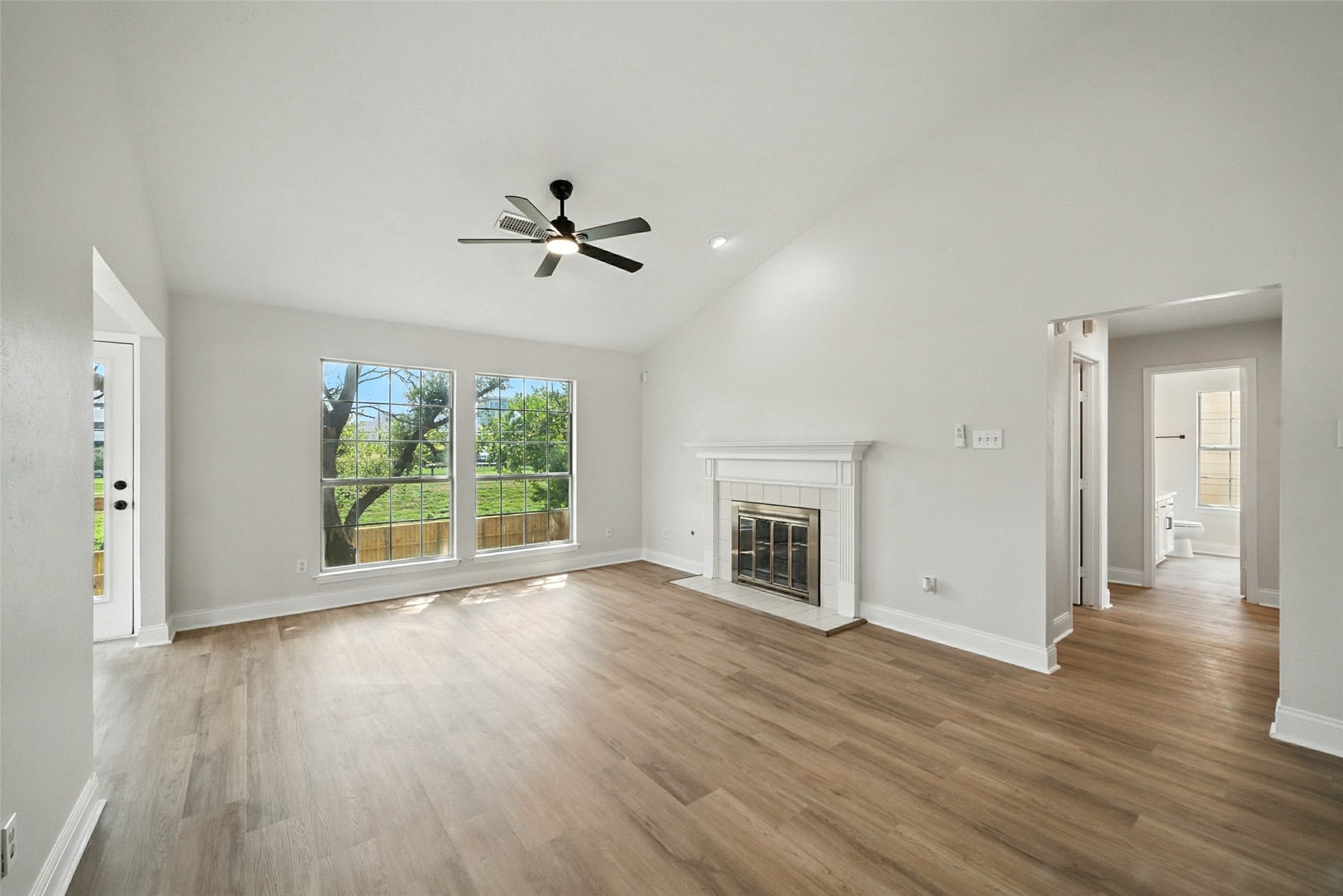 14827 Carolina Falls Lane Property Photo 6