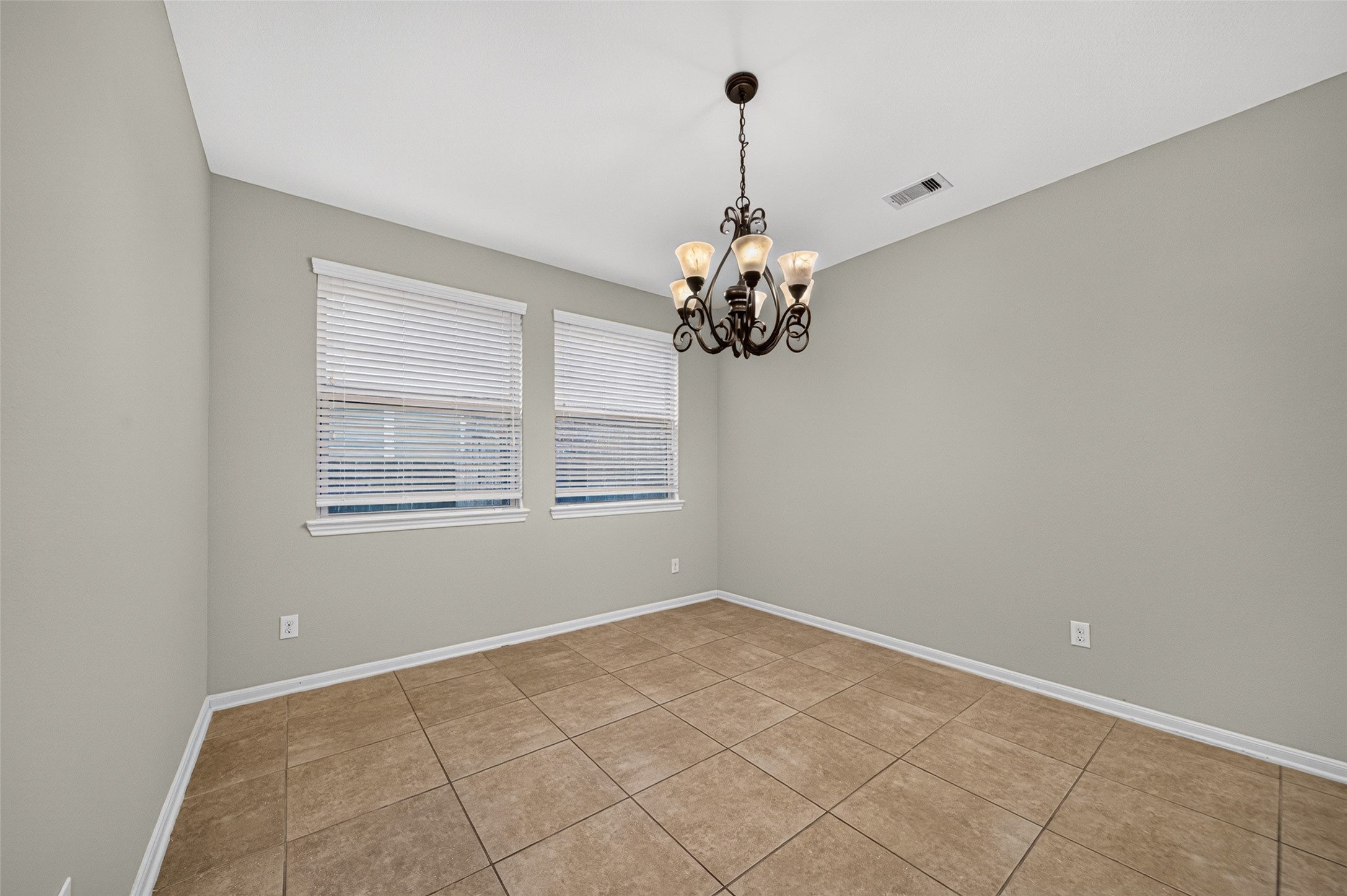 25002 Blue Mountain Park Lane Property Photo 10