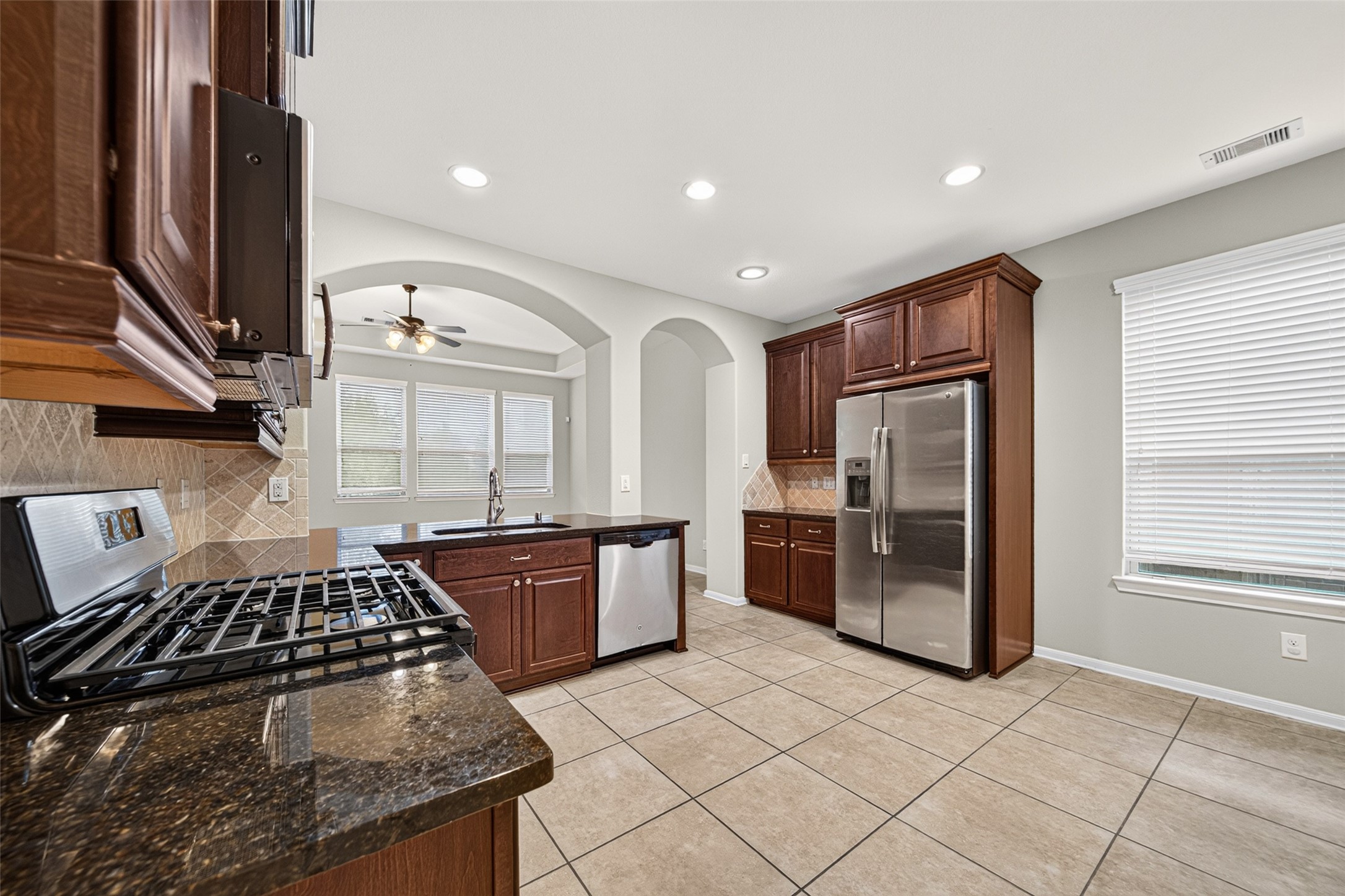 25002 Blue Mountain Park Lane Property Photo 12