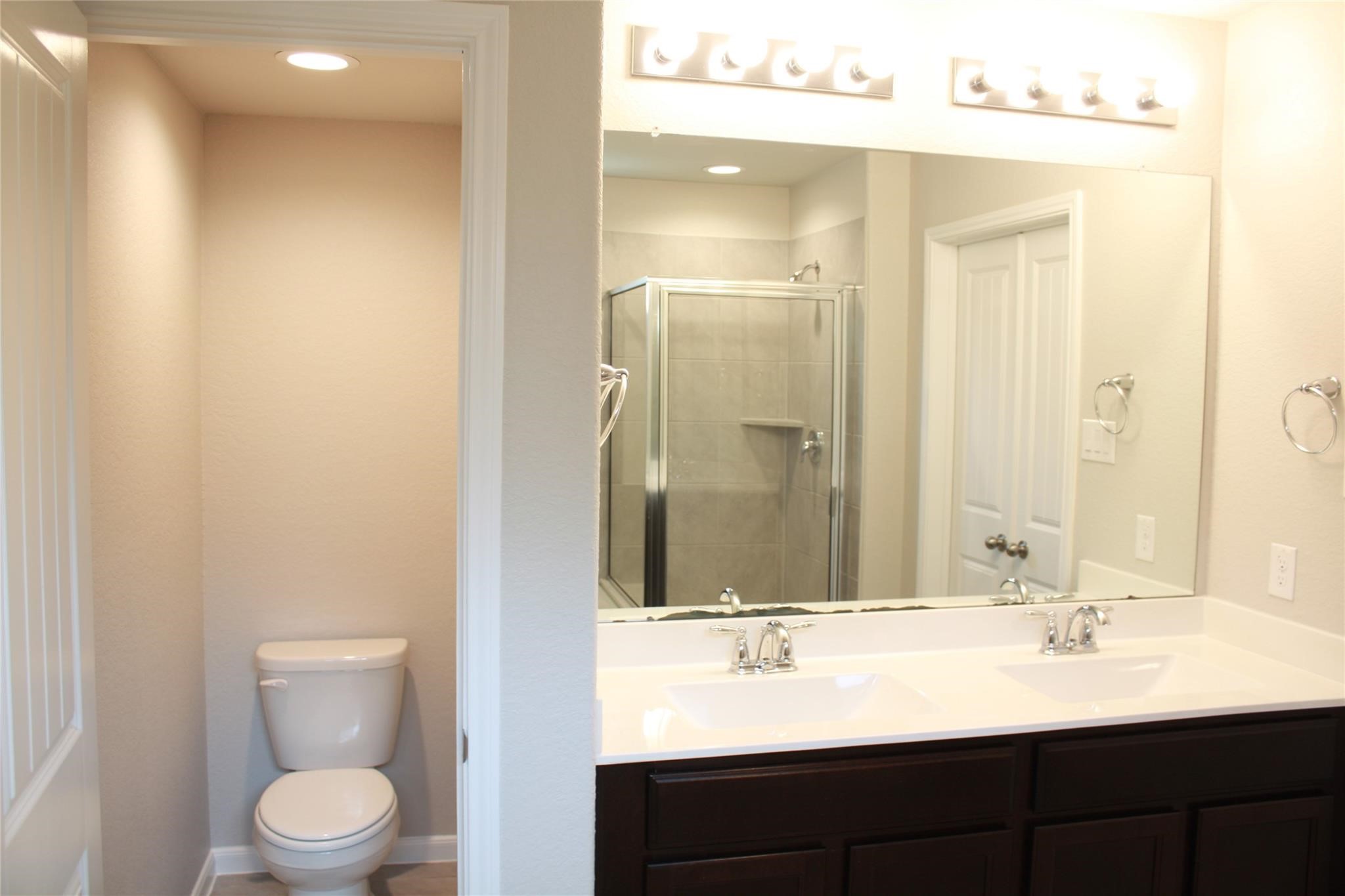 18319 Pin Oak Lake Drive Property Photo 17