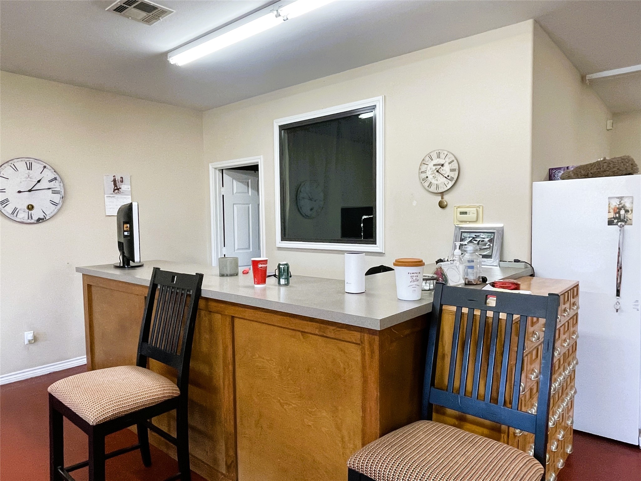 423 State Highway 75 S Property Photo 11