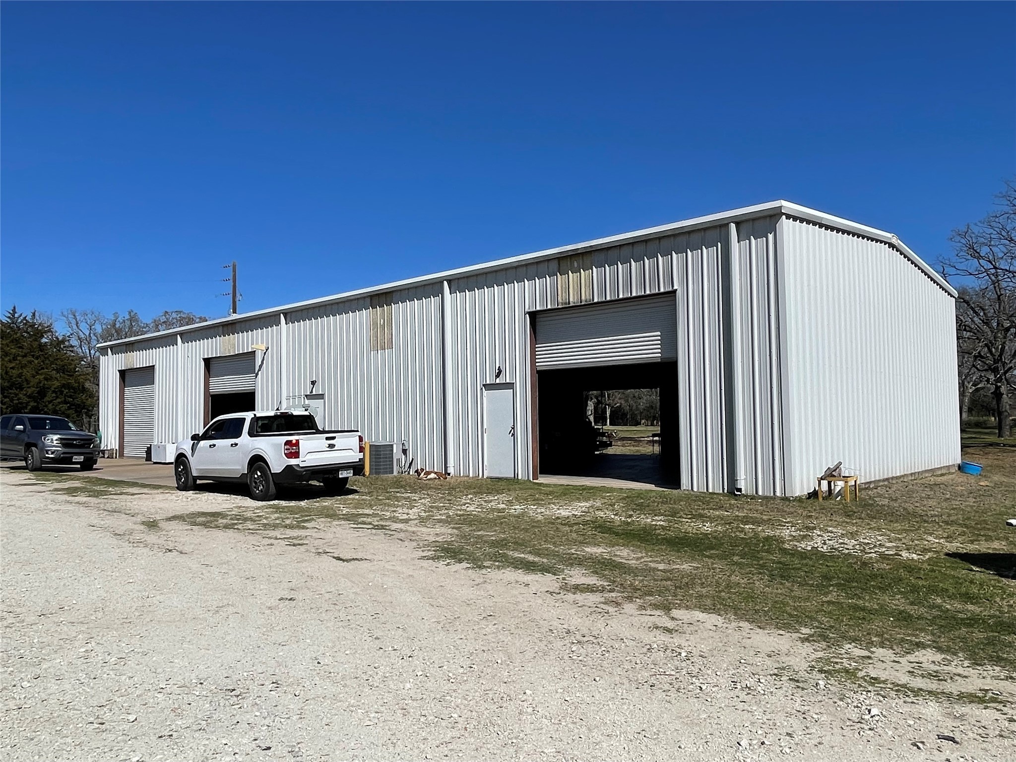 423 State Highway 75 S Property Photo 22