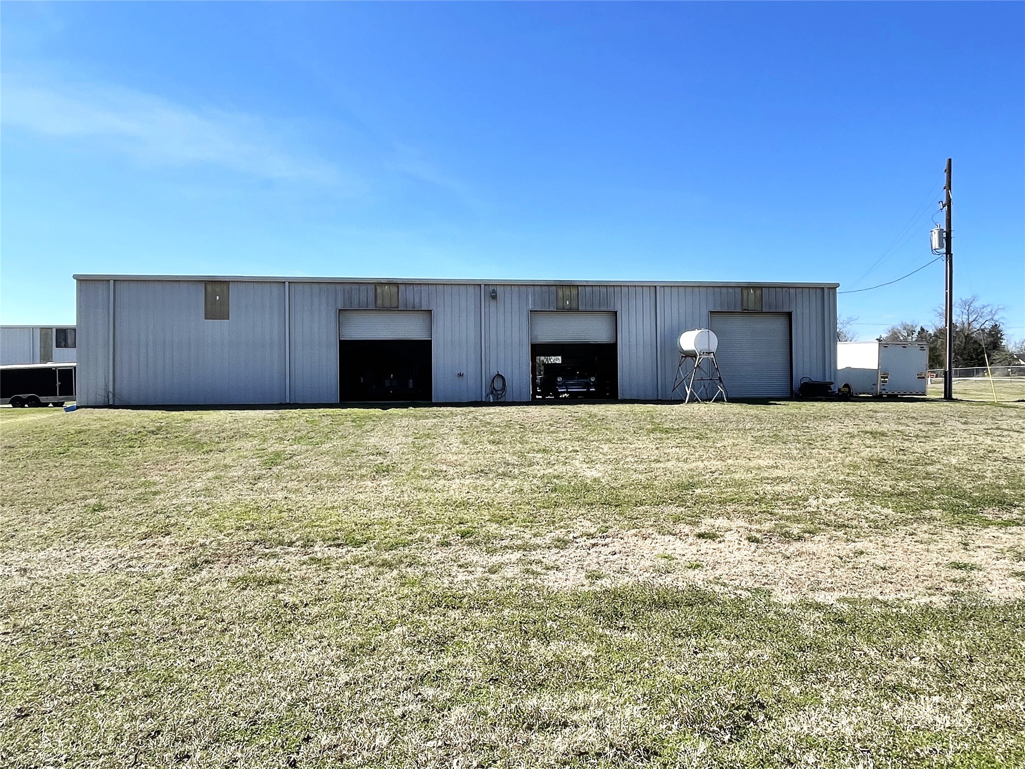 423 State Highway 75 S Property Photo 23
