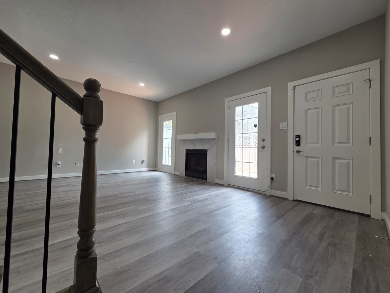 6000 Reims Road 3107 Property Photo 4
