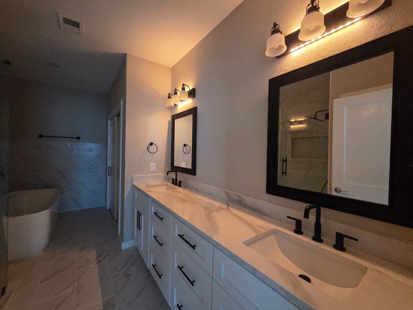 6000 Reims Road 3107 Property Photo 23