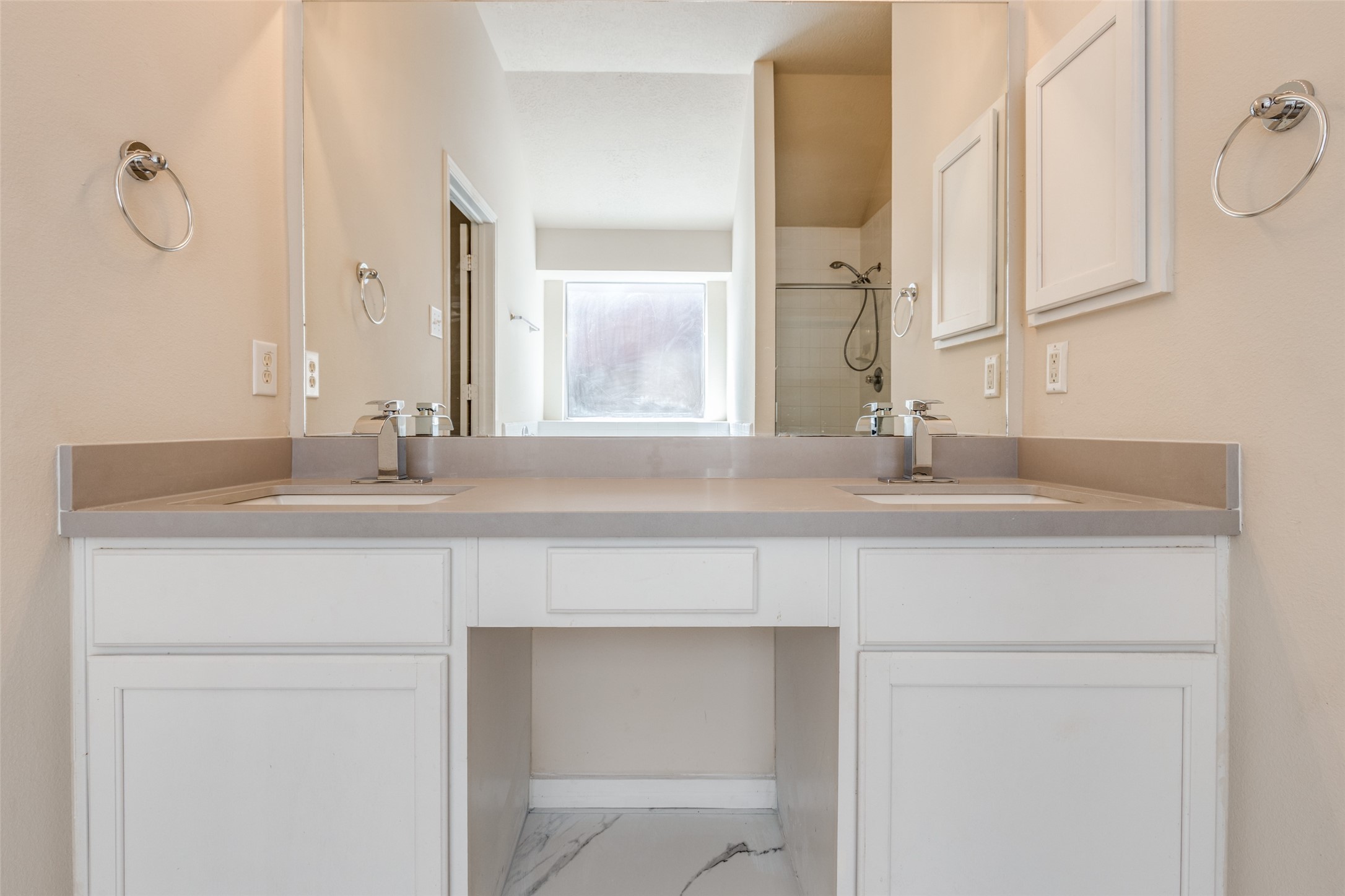 14039 Fairwood Breeze Property Photo 22