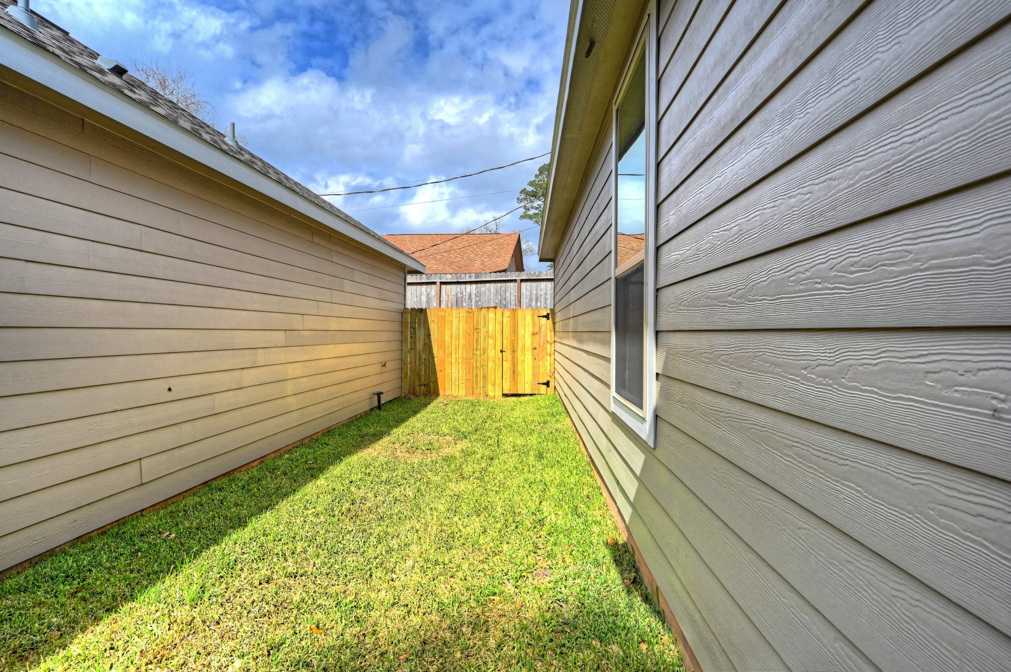 9778 Black Gum Street Property Photo 31