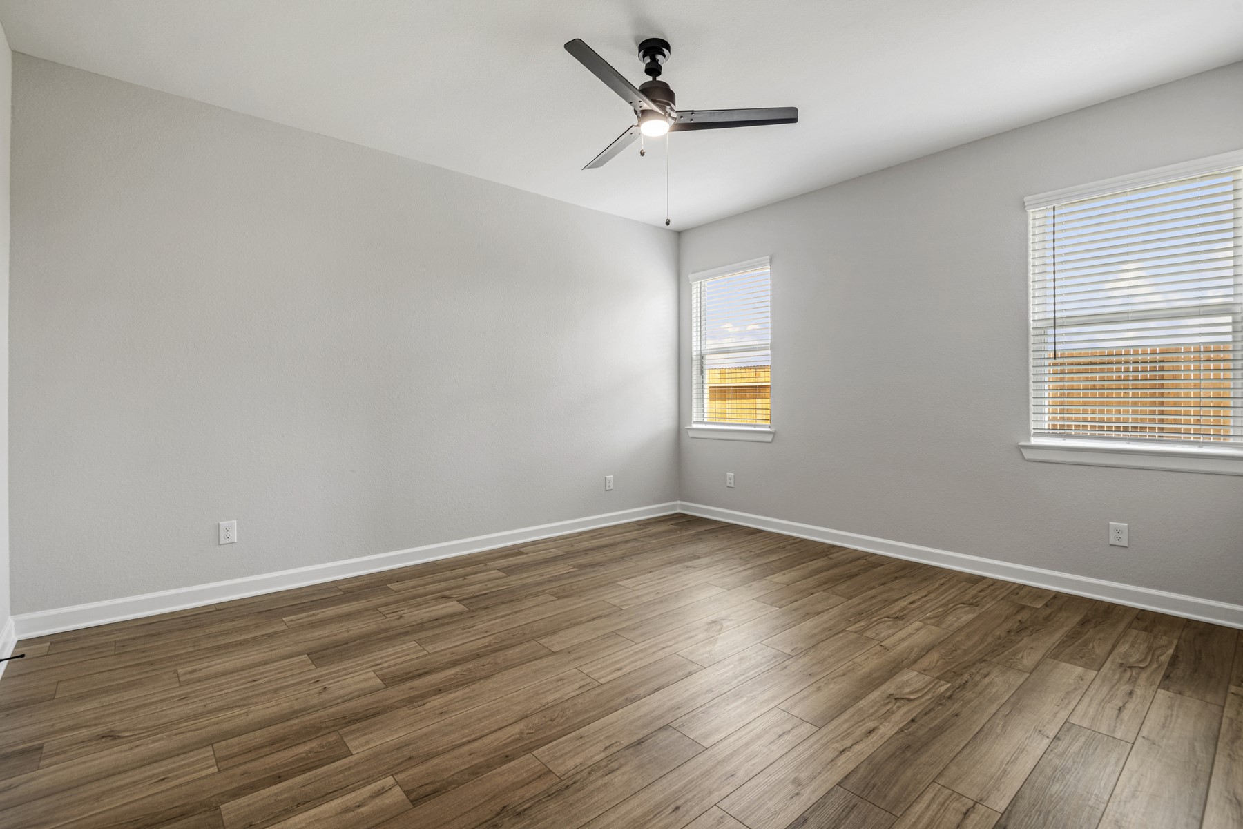 15683 Honey Cove Drive Property Photo 15