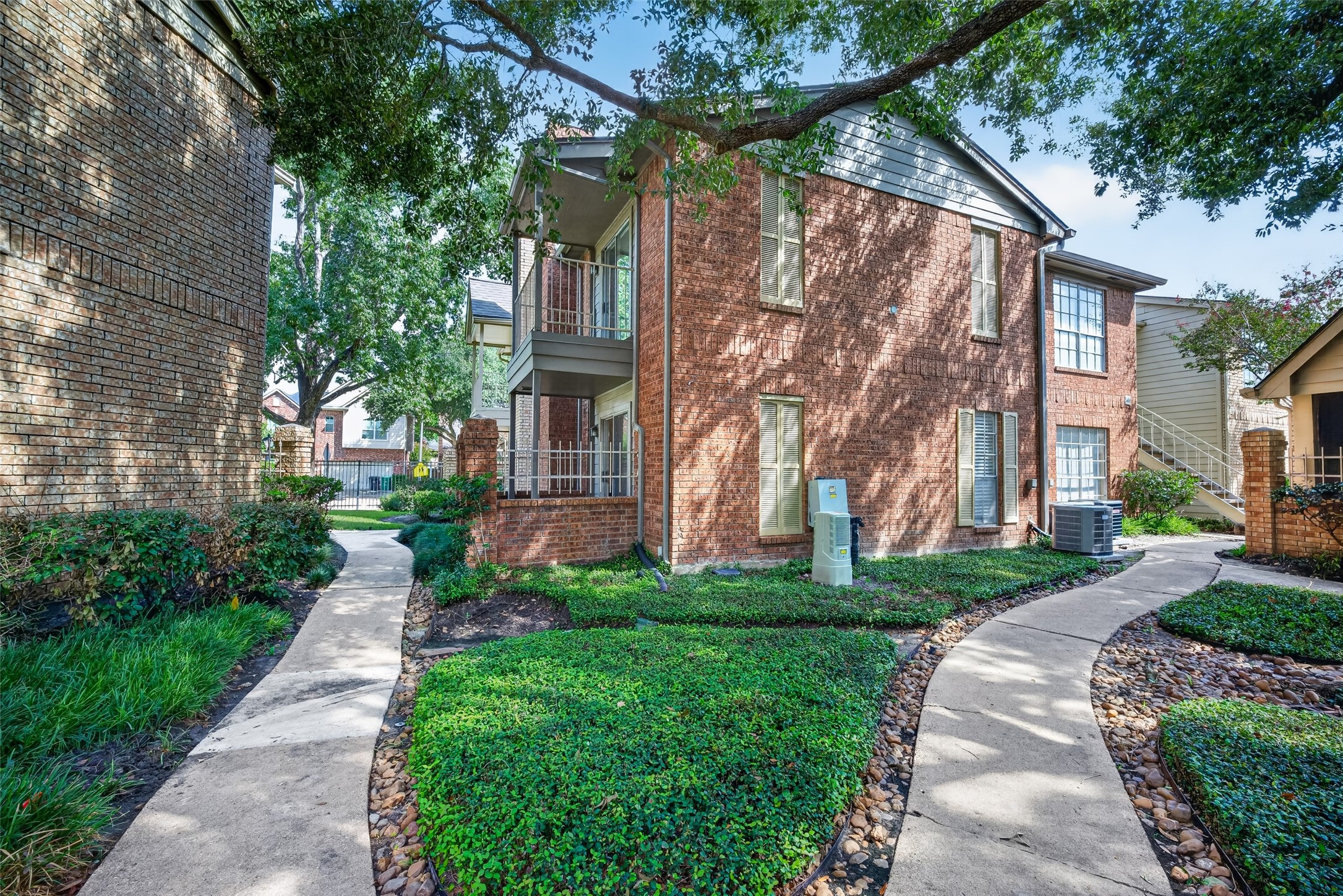 1515 Sandy Springs Road 3416 Property Photo 3