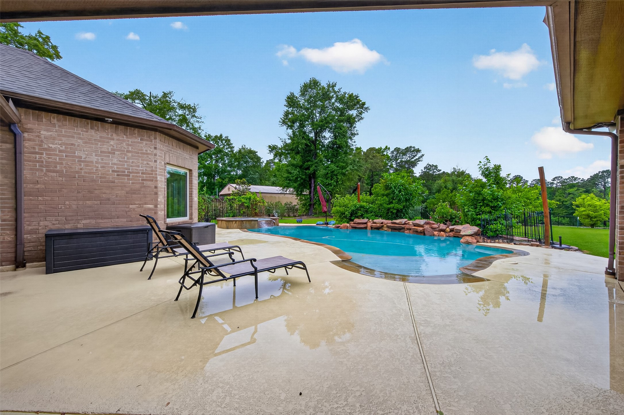19267 Serpenteer Drive Property Photo 41