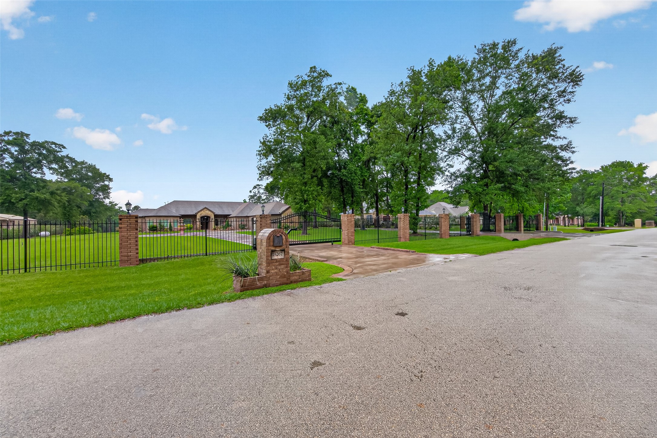 19267 Serpenteer Drive Property Photo 43