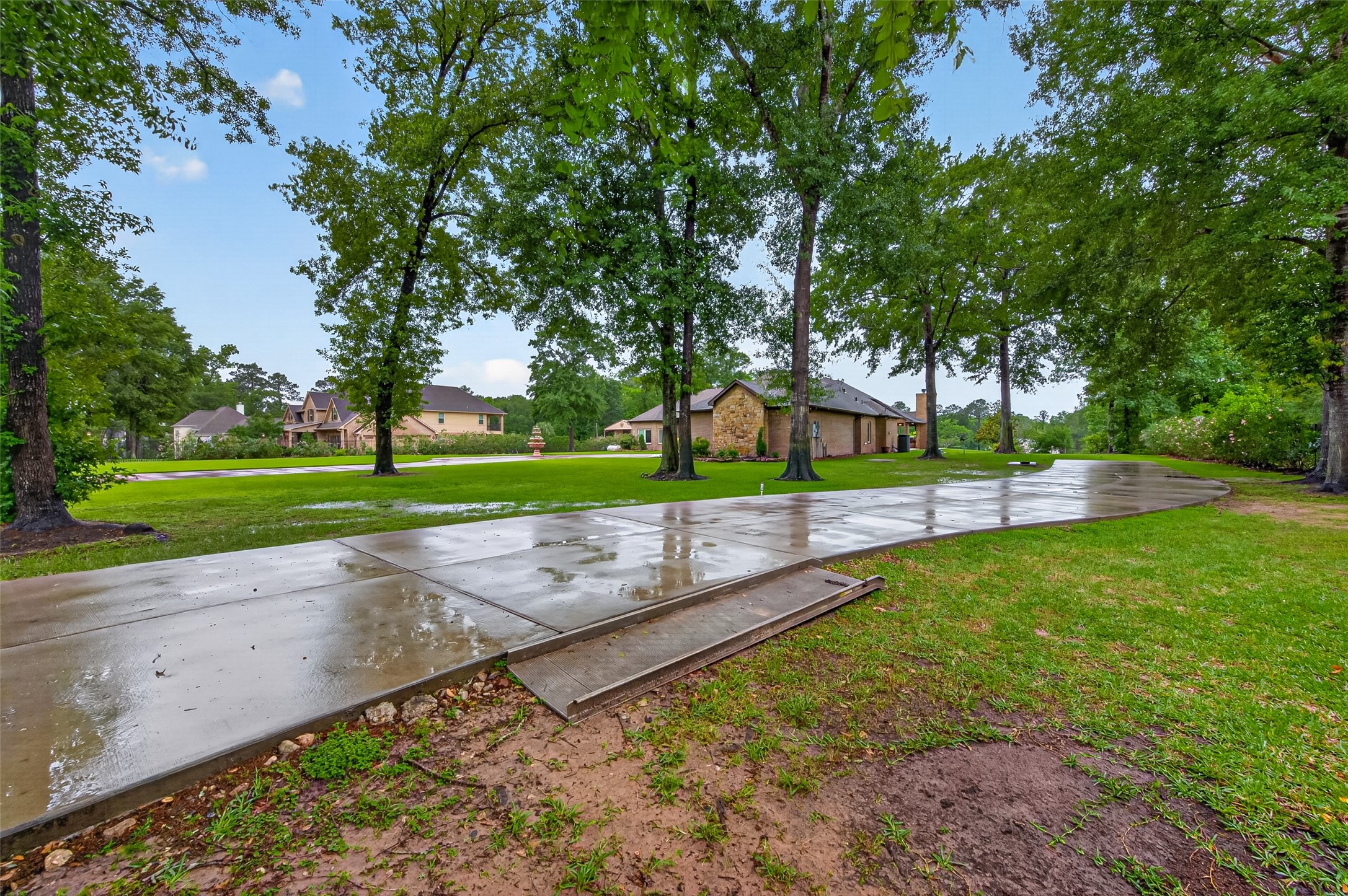 19267 Serpenteer Drive Property Photo 45