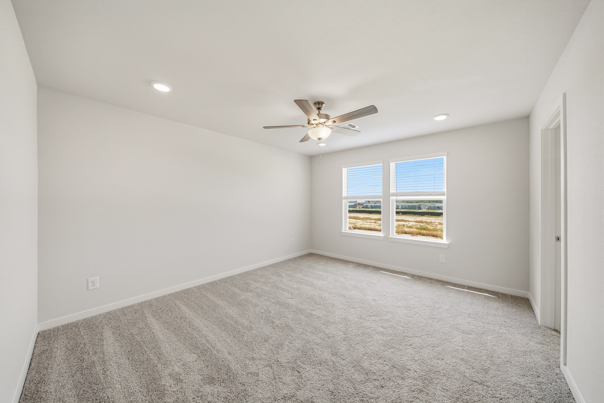 26211 Venus Trap Trail Property Photo 5