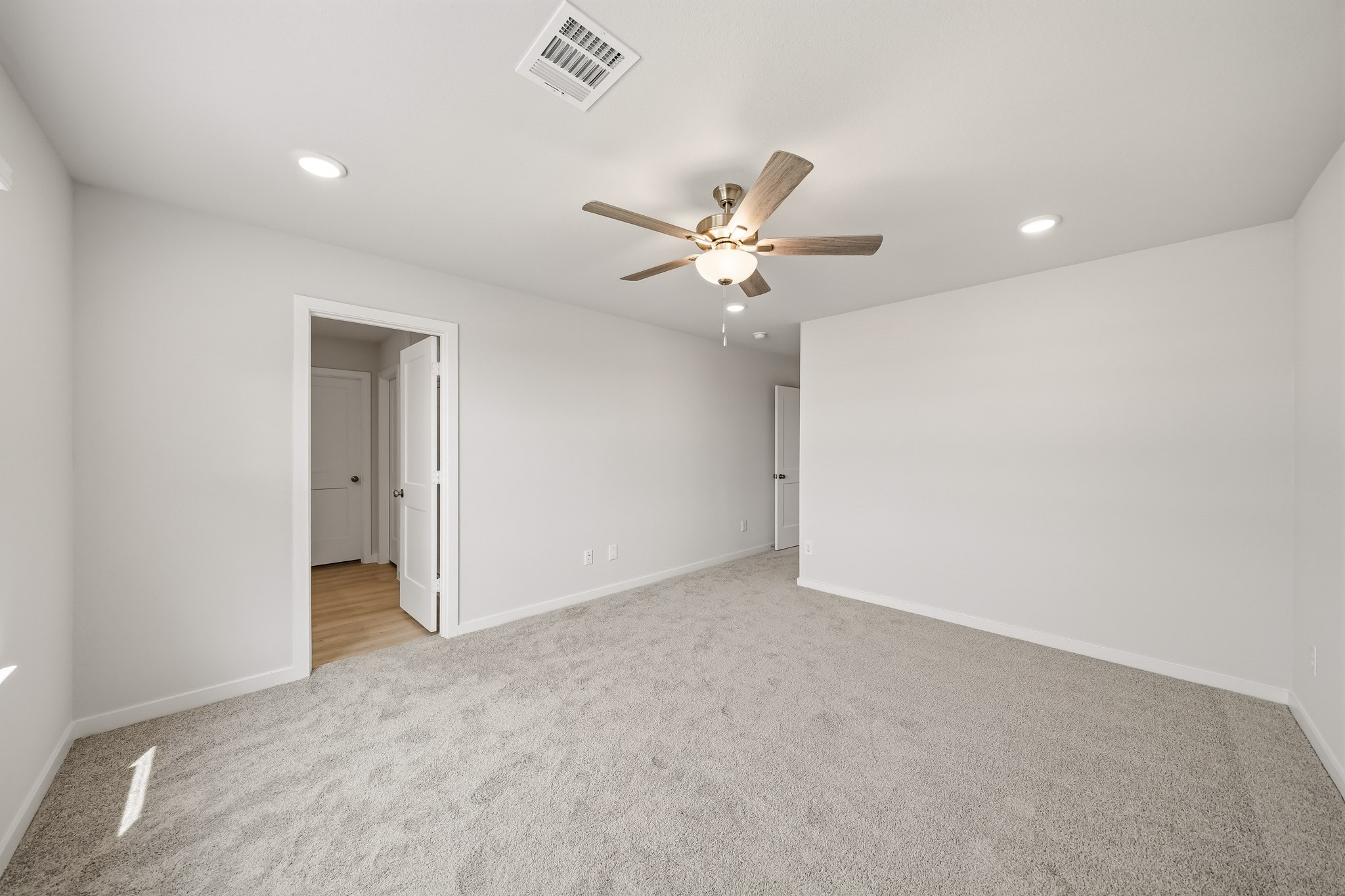 26211 Venus Trap Trail Property Photo 6