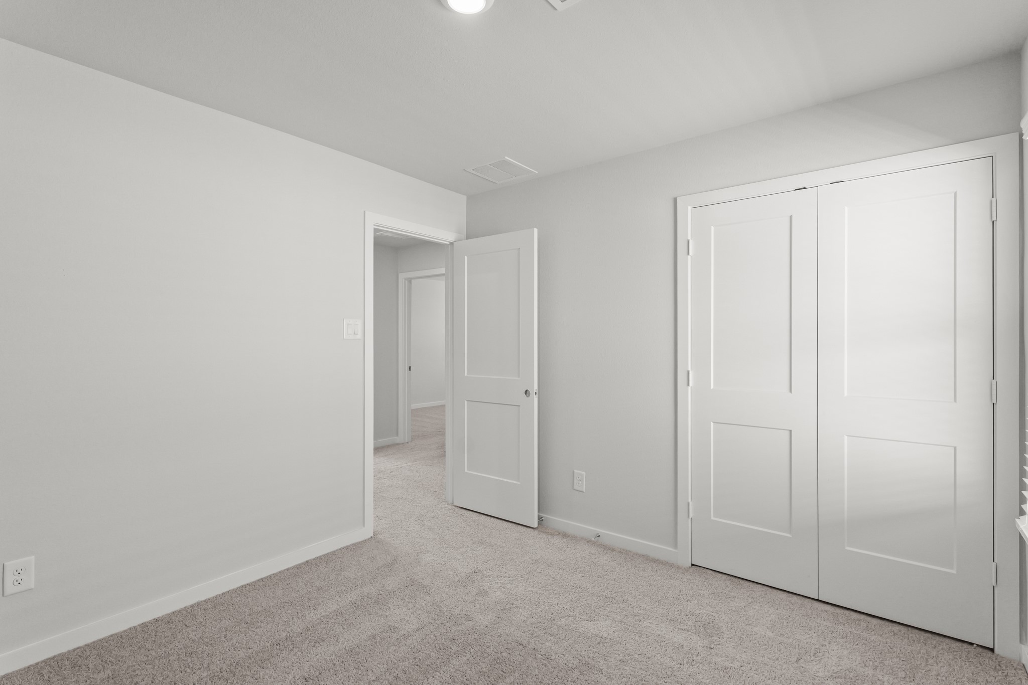 26211 Venus Trap Trail Property Photo 14