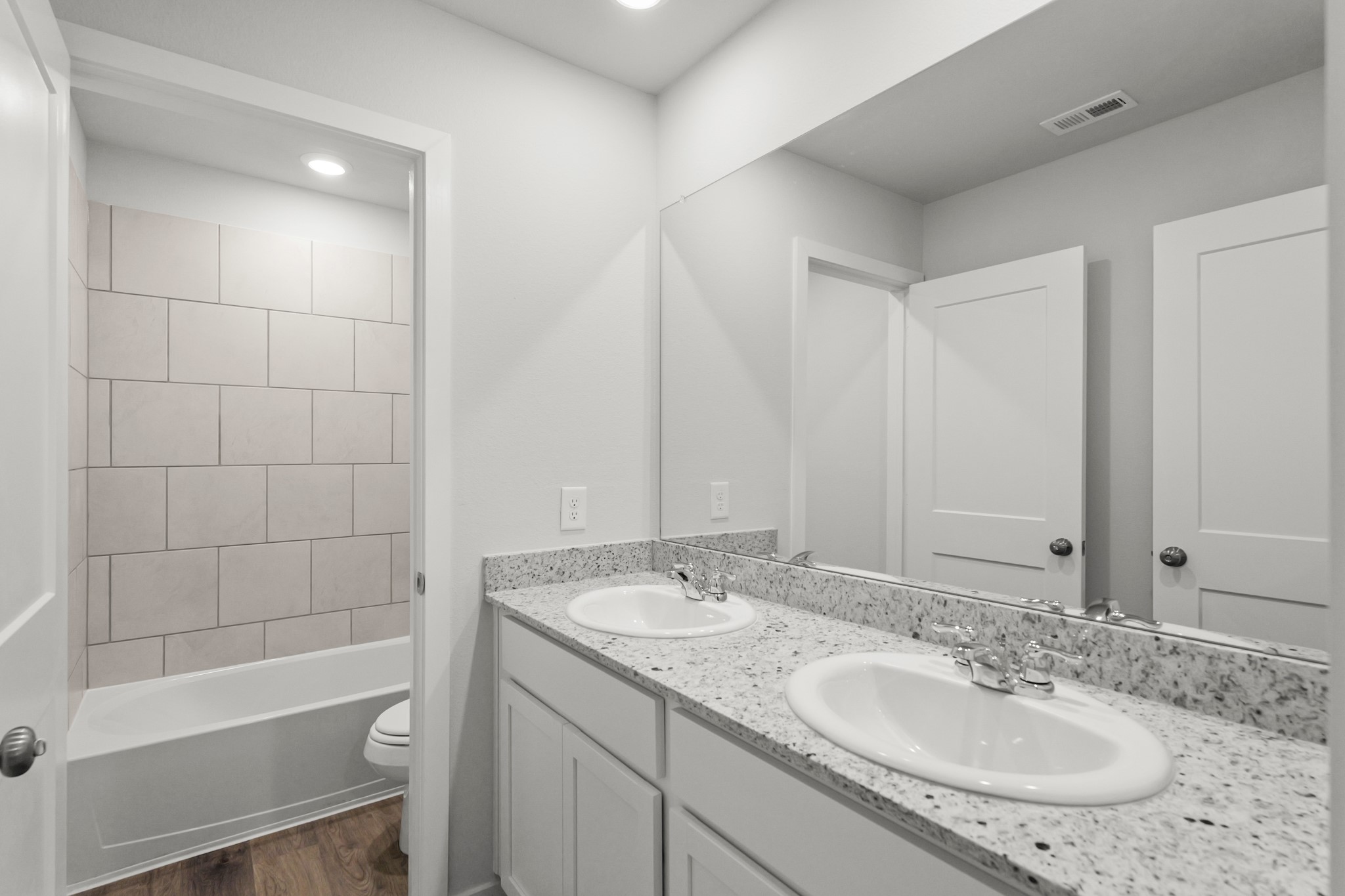 26211 Venus Trap Trail Property Photo 17