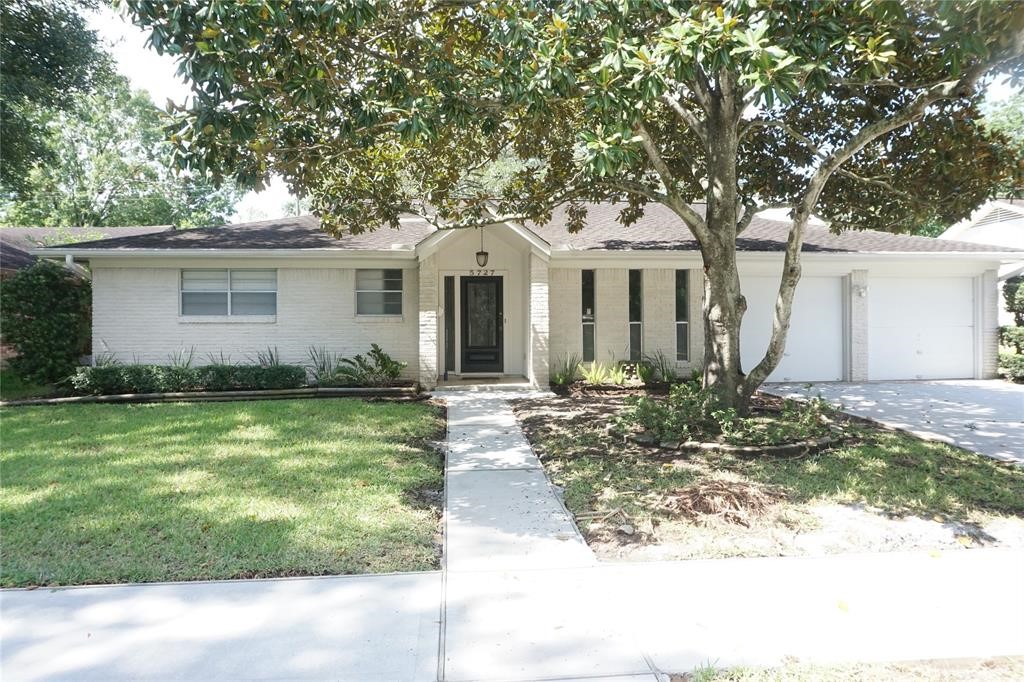 5727 Braesvalley Drive Property Photo 1