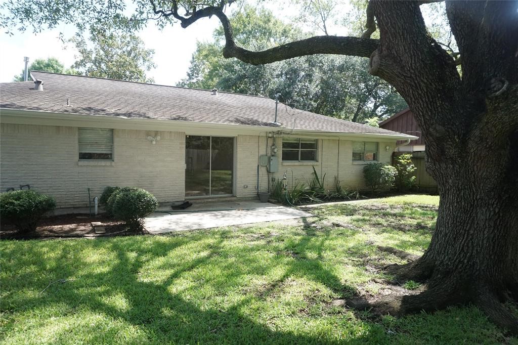 5727 Braesvalley Drive Property Photo 18