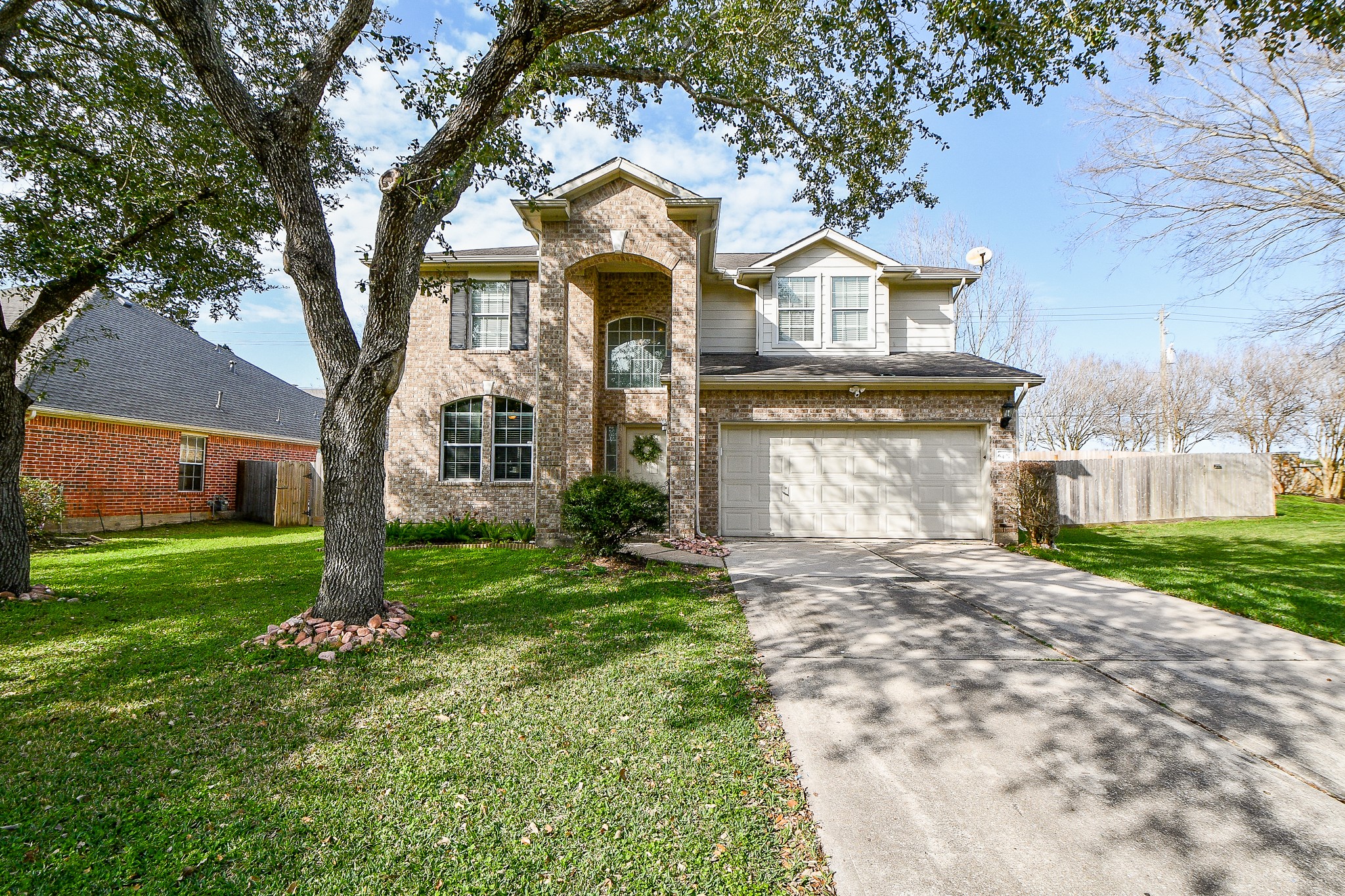 6401 Acorn Court Property Photo 2