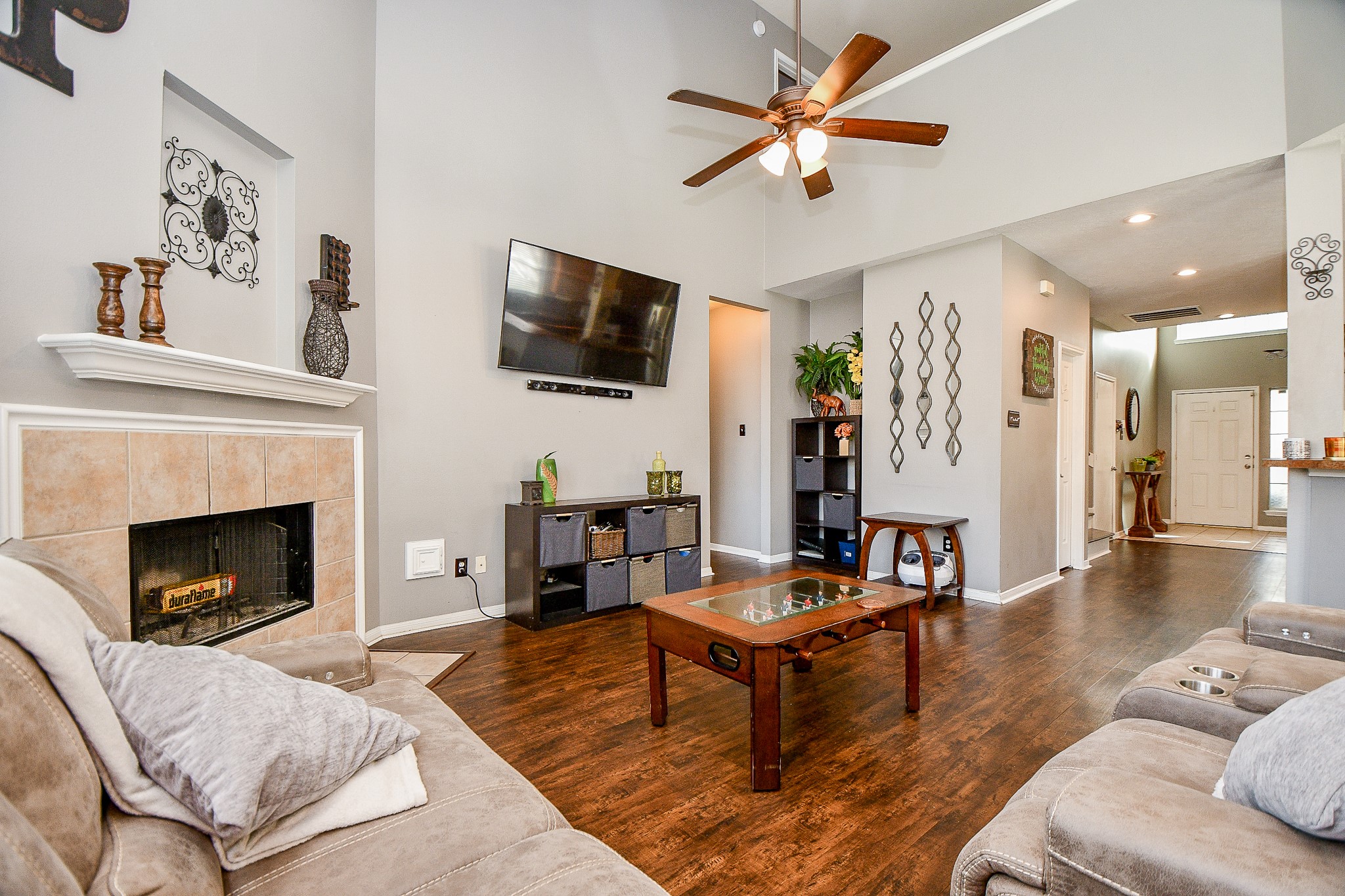 6401 Acorn Court Property Photo 5