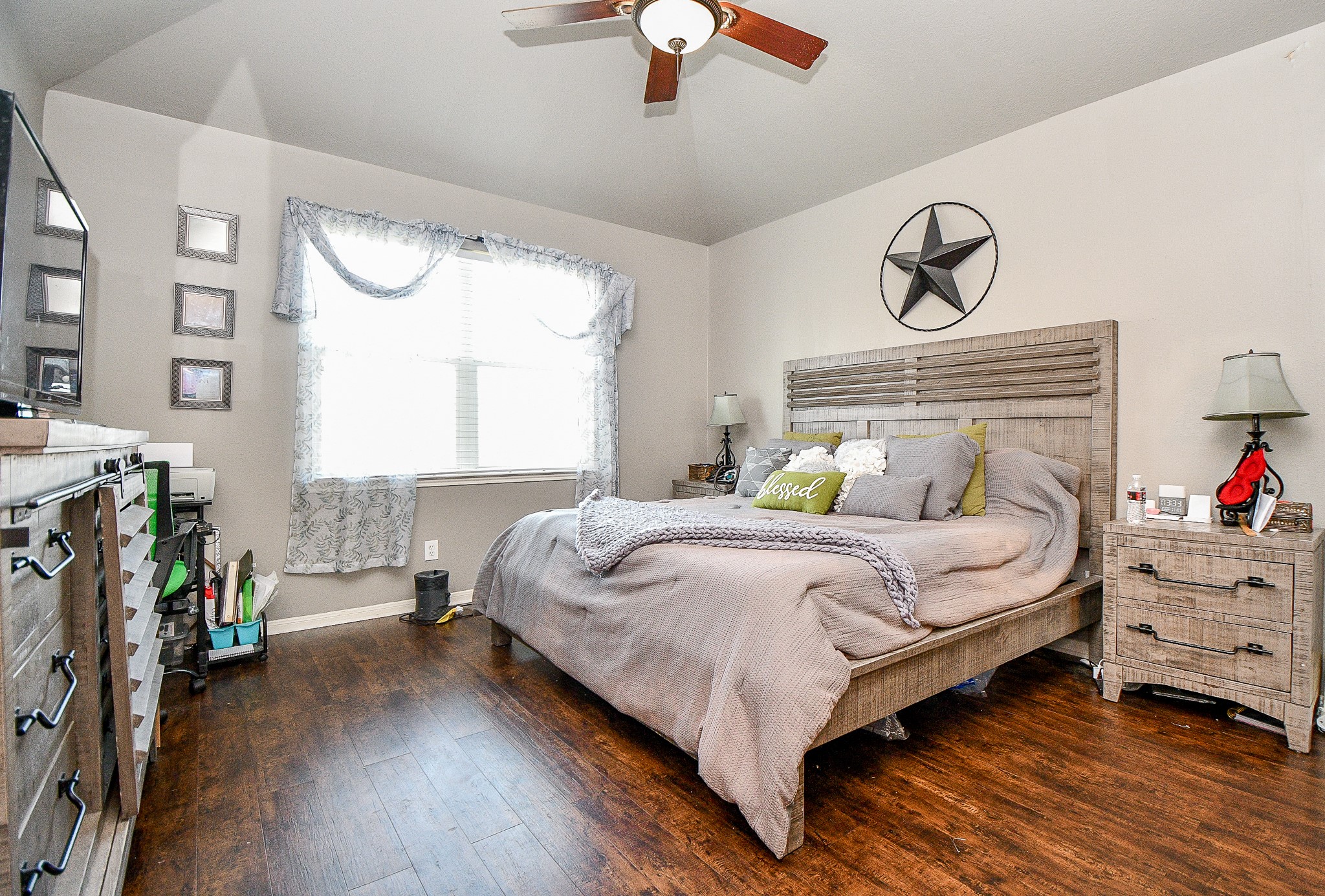 6401 Acorn Court Property Photo 9