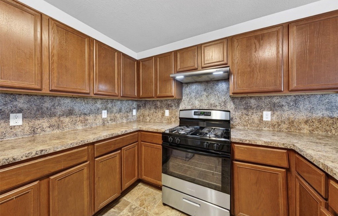 3026 Apple Dale Drive Property Photo 7