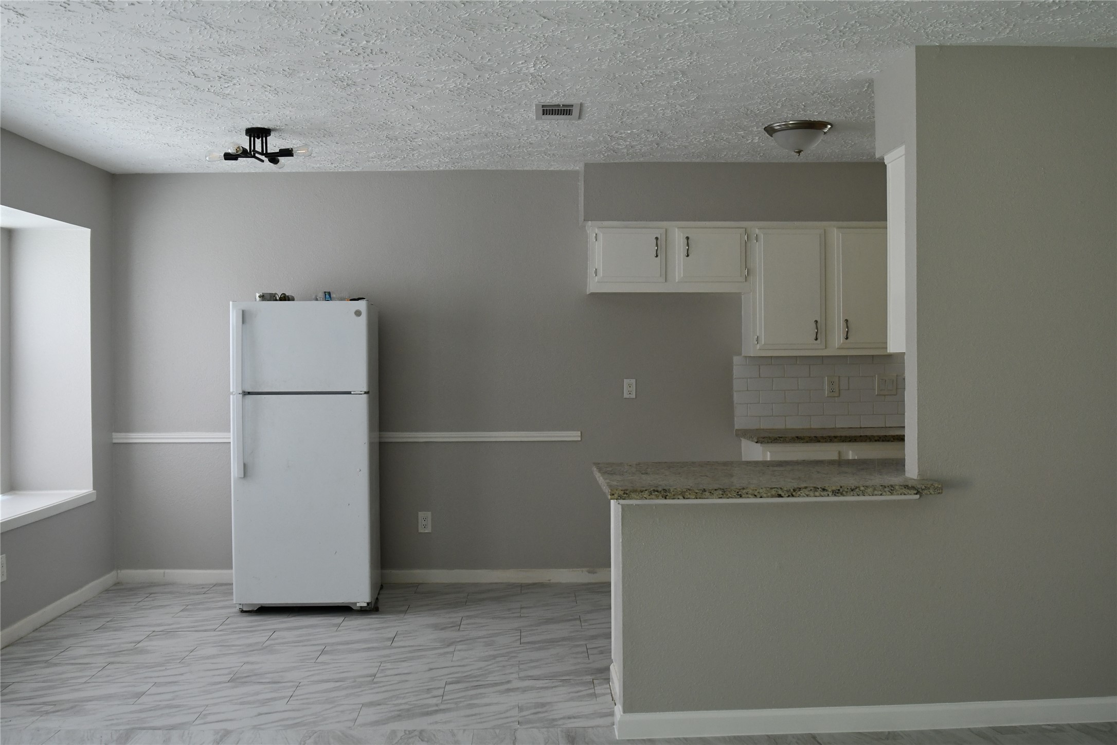16818 Dutch Ridge Drive Property Photo 9