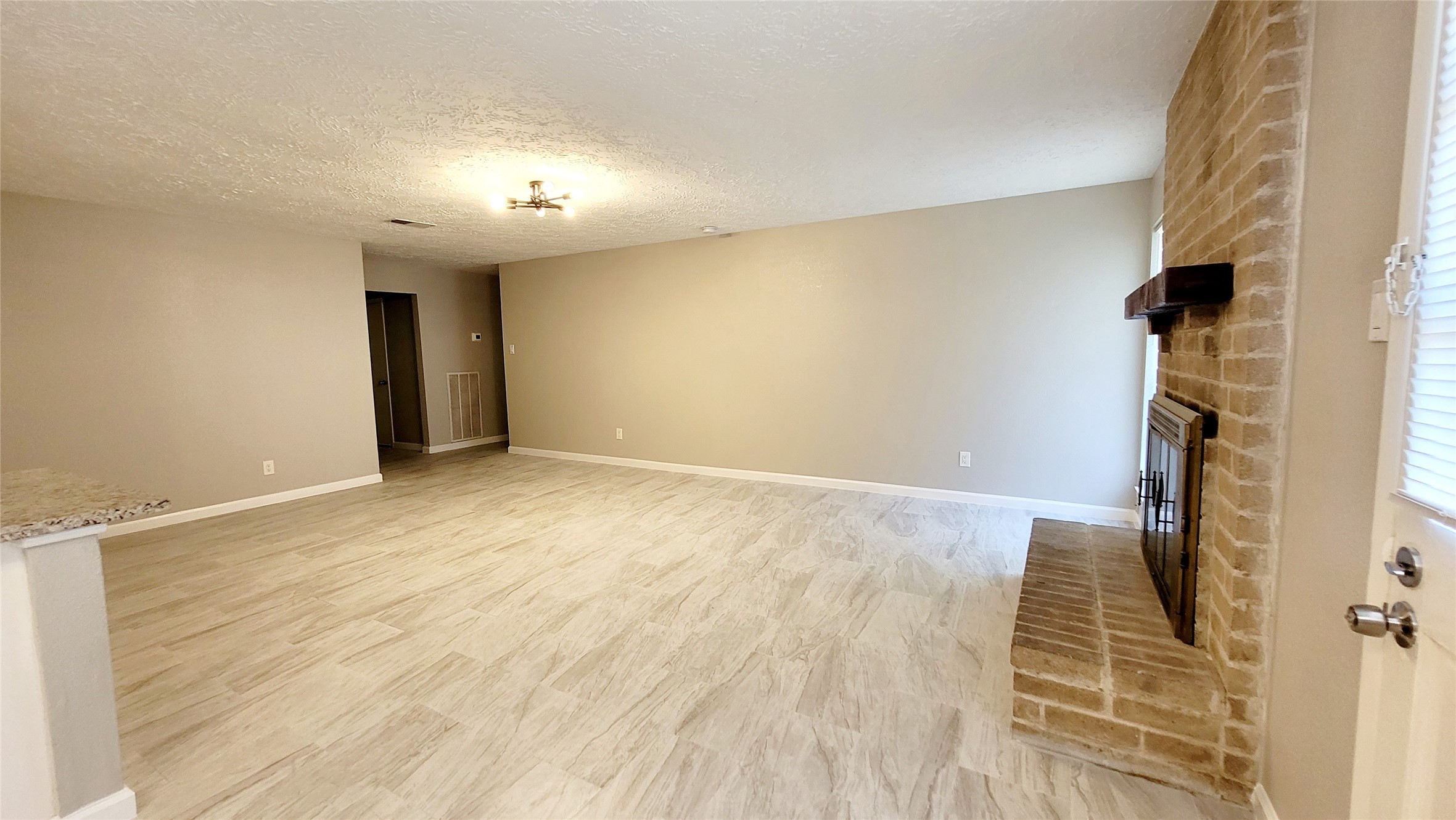 16818 Dutch Ridge Drive Property Photo 11