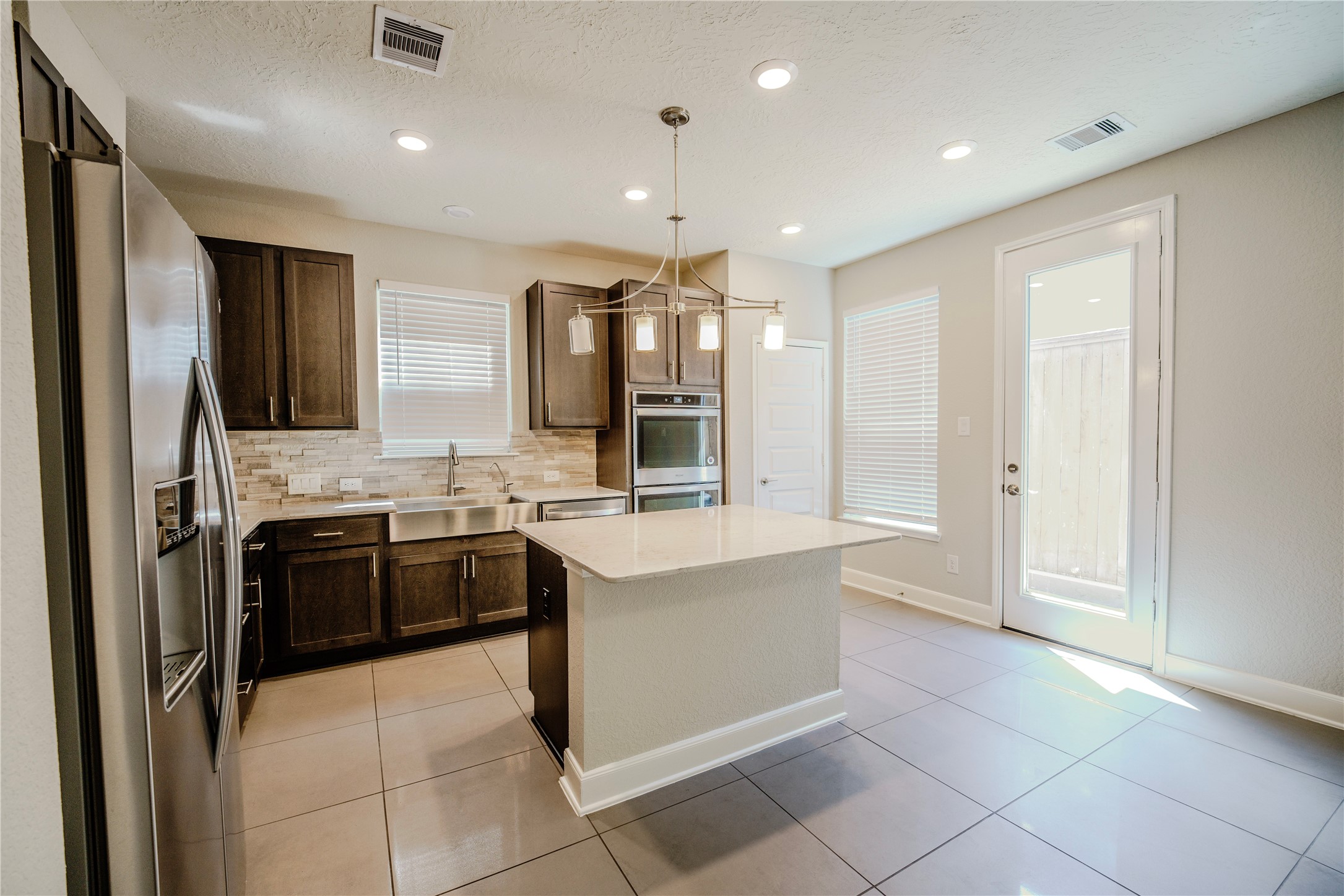 8609 Cedar Brook Point Drive Property Photo 6