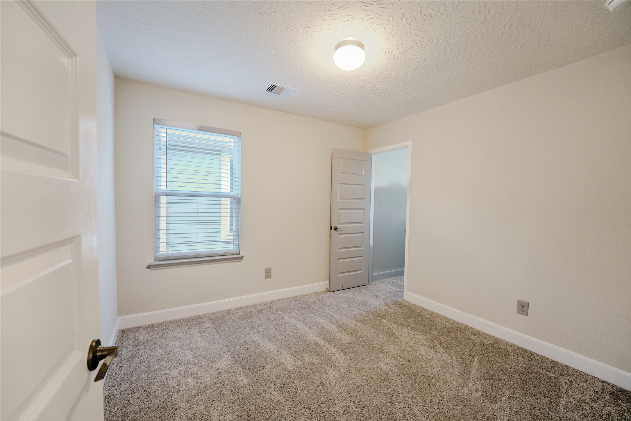 8609 Cedar Brook Point Drive Property Photo 13
