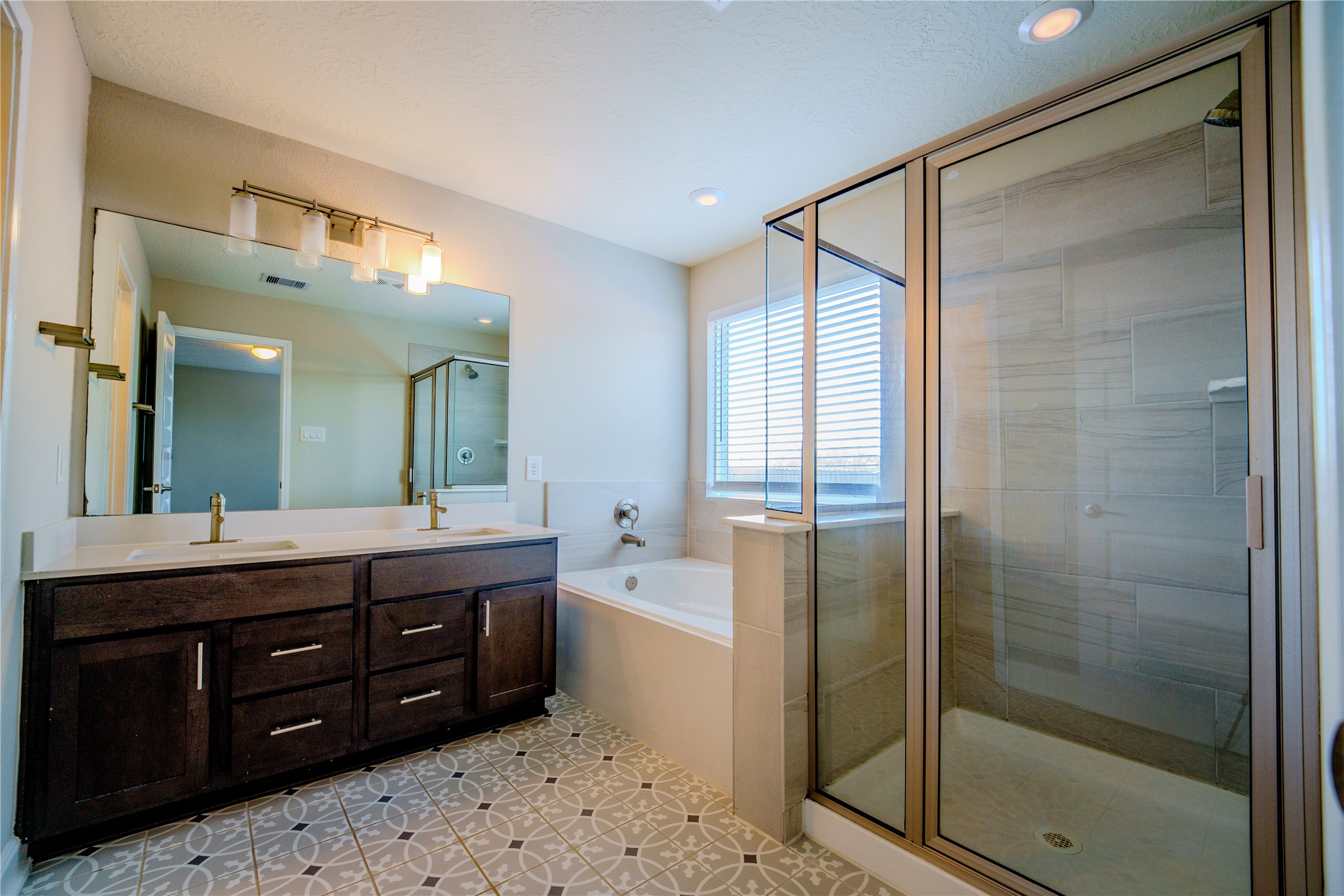 8609 Cedar Brook Point Drive Property Photo 21