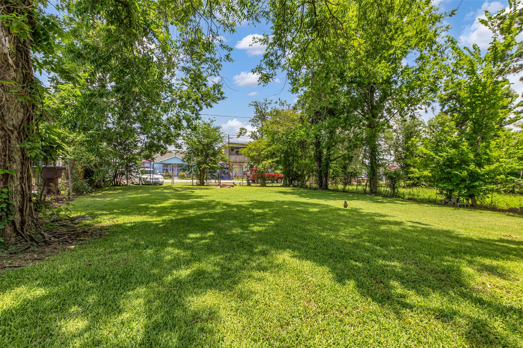 4012 Jewel Street Property Photo 4